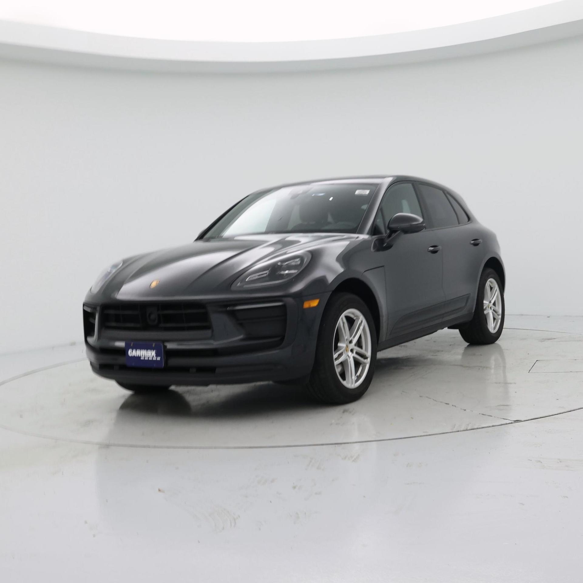 Thumbnail: 2023 Porsche Macan - 4