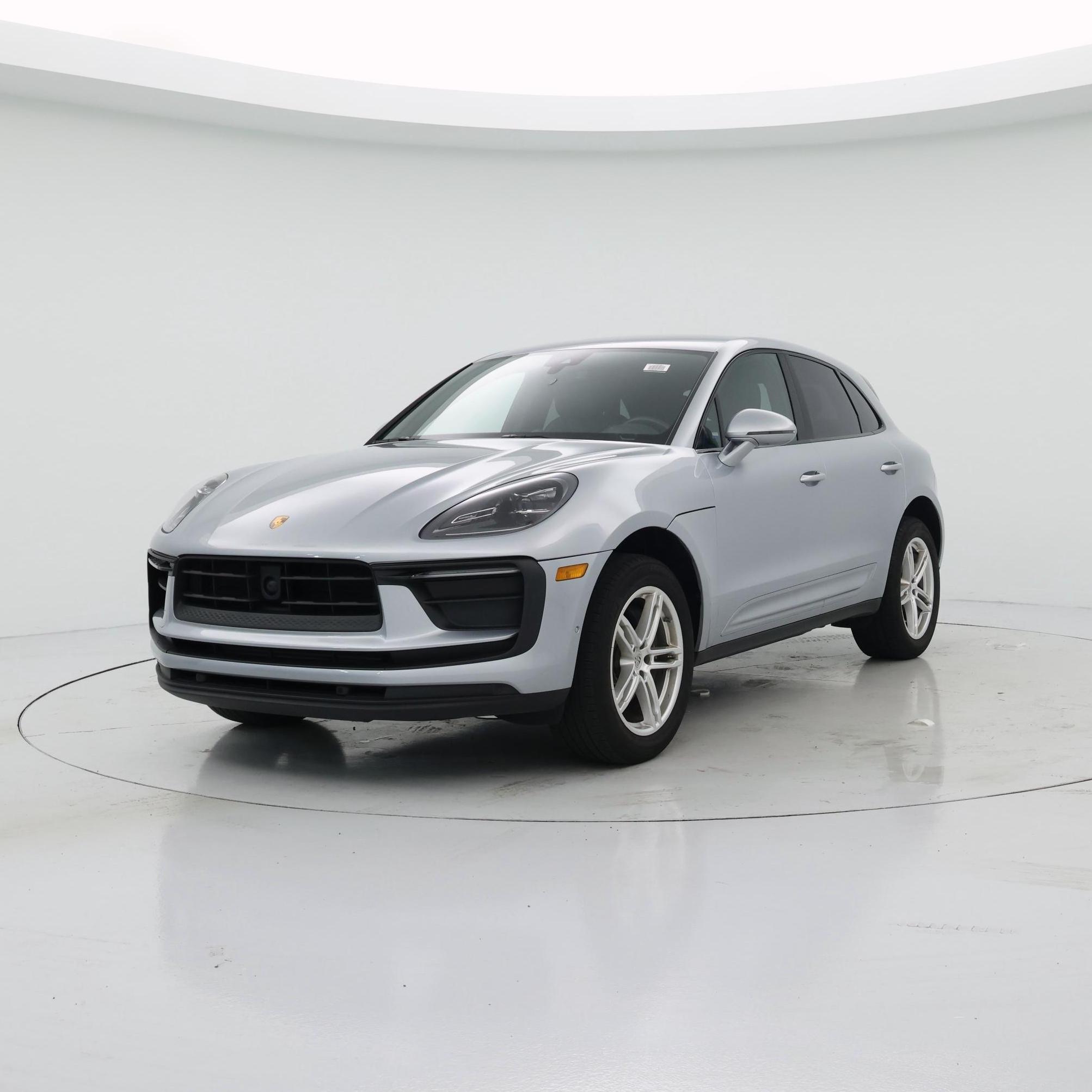 Thumbnail: 2023 Porsche Macan - 4