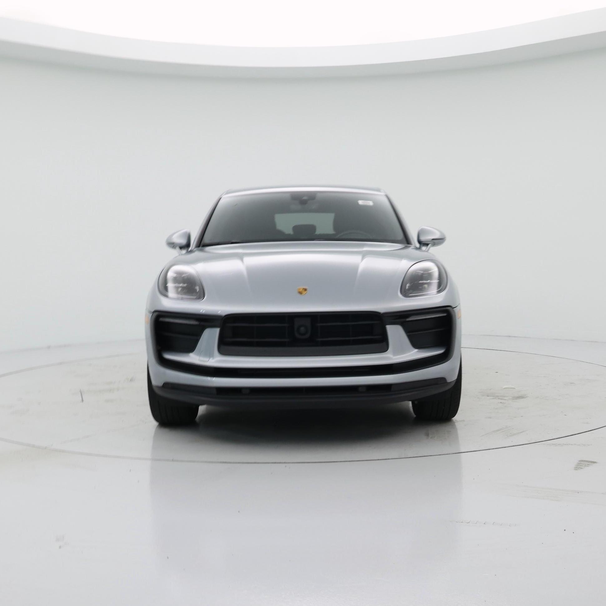 Thumbnail: 2023 Porsche Macan - 5