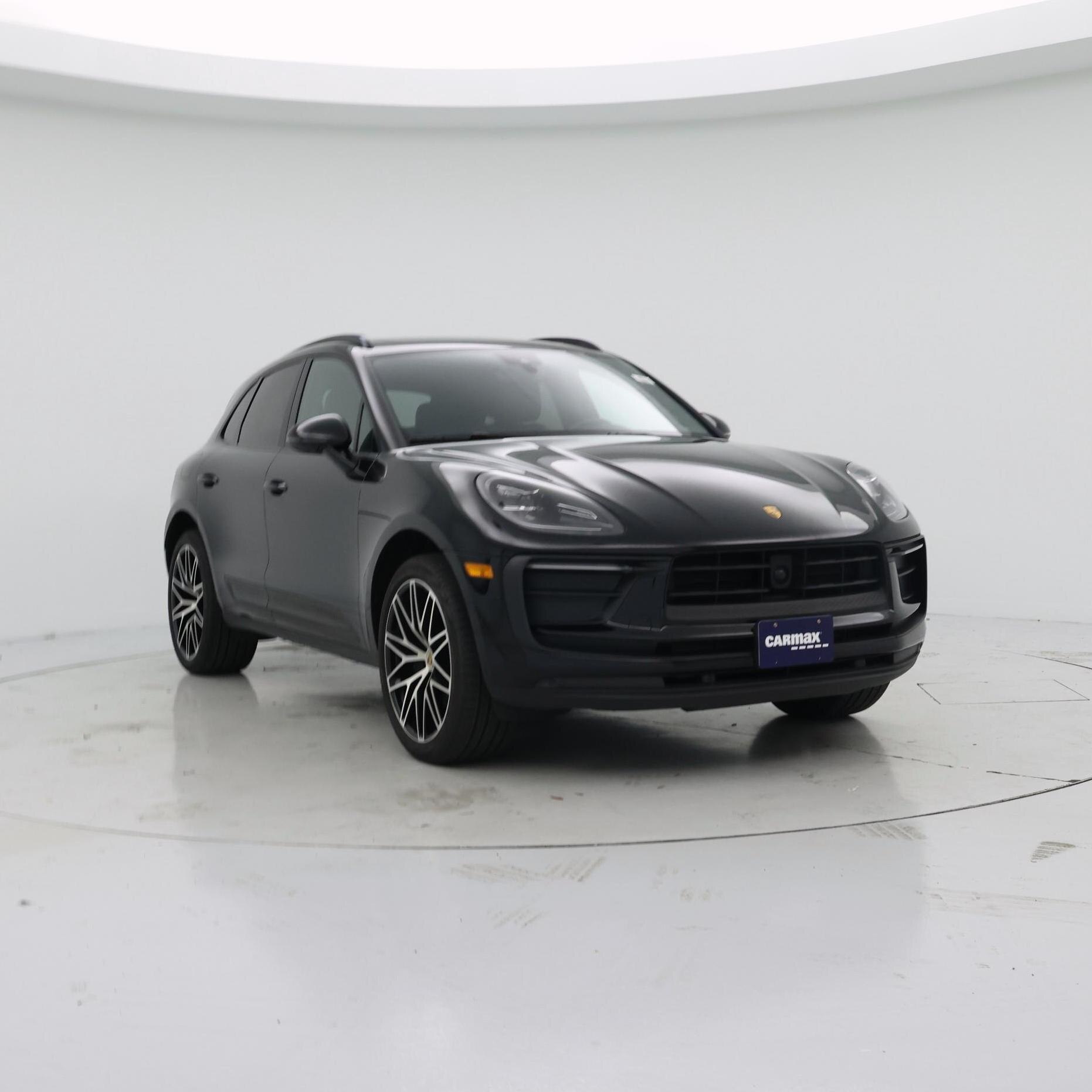 Black 2023 Porsche Macan SUV / Crossover  Automatic