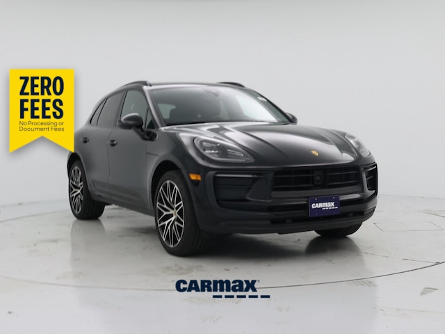 Black 2023 Porsche Macan SUV / Crossover Automatic