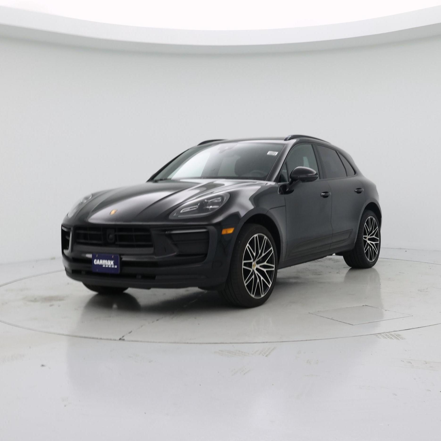 Thumbnail: 2023 Porsche Macan - 4