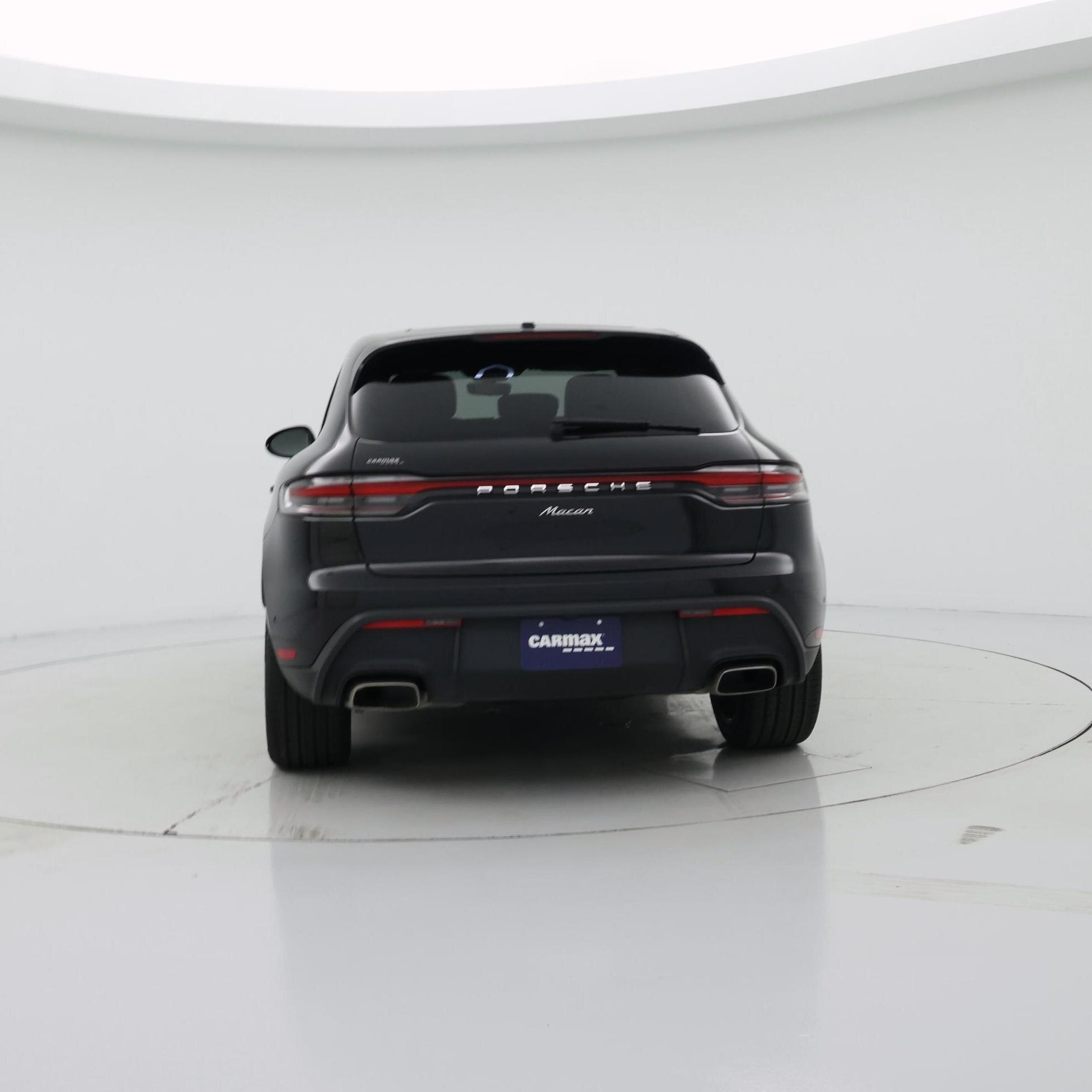 Thumbnail: 2023 Porsche Macan - 6