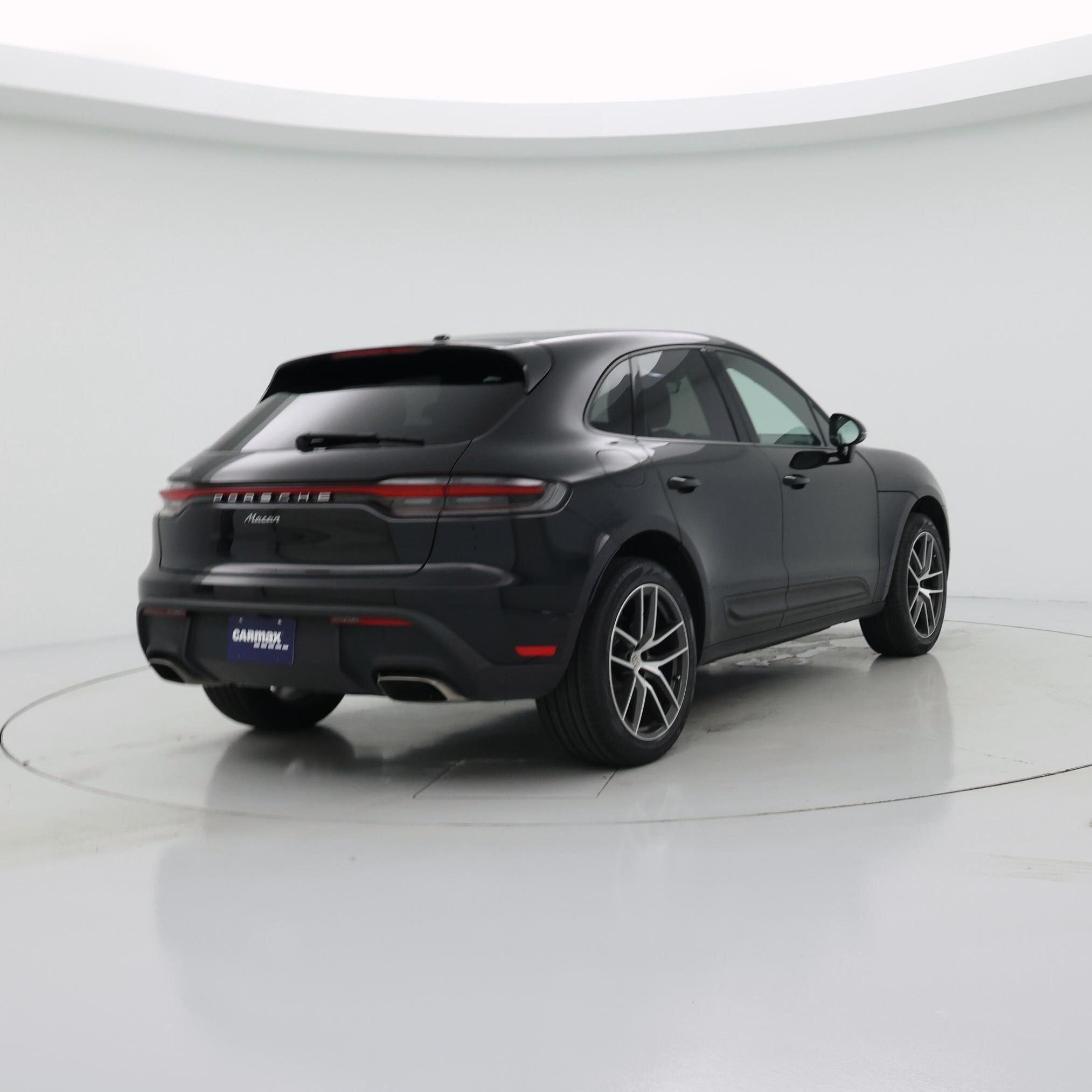 Thumbnail: 2023 Porsche Macan - 8