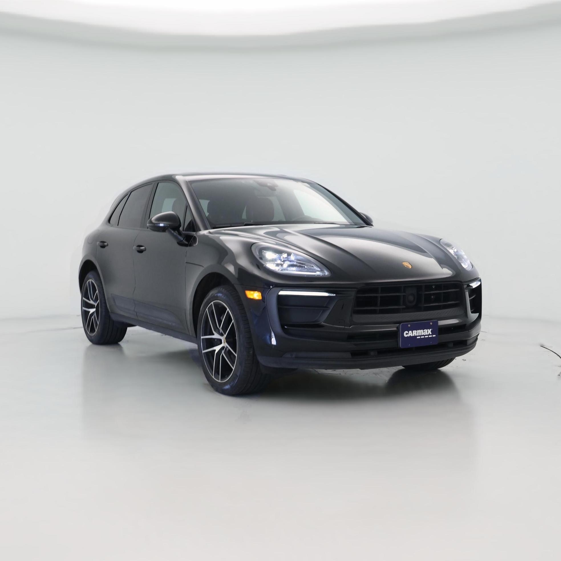 Thumbnail: 2023 Porsche Macan - 1