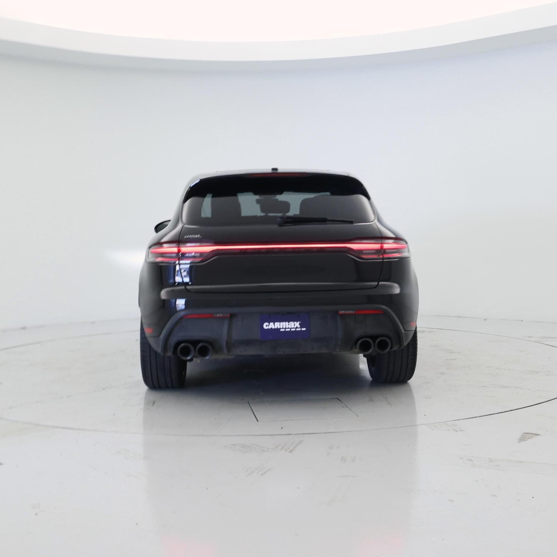 Thumbnail: 2023 Porsche Macan - 6