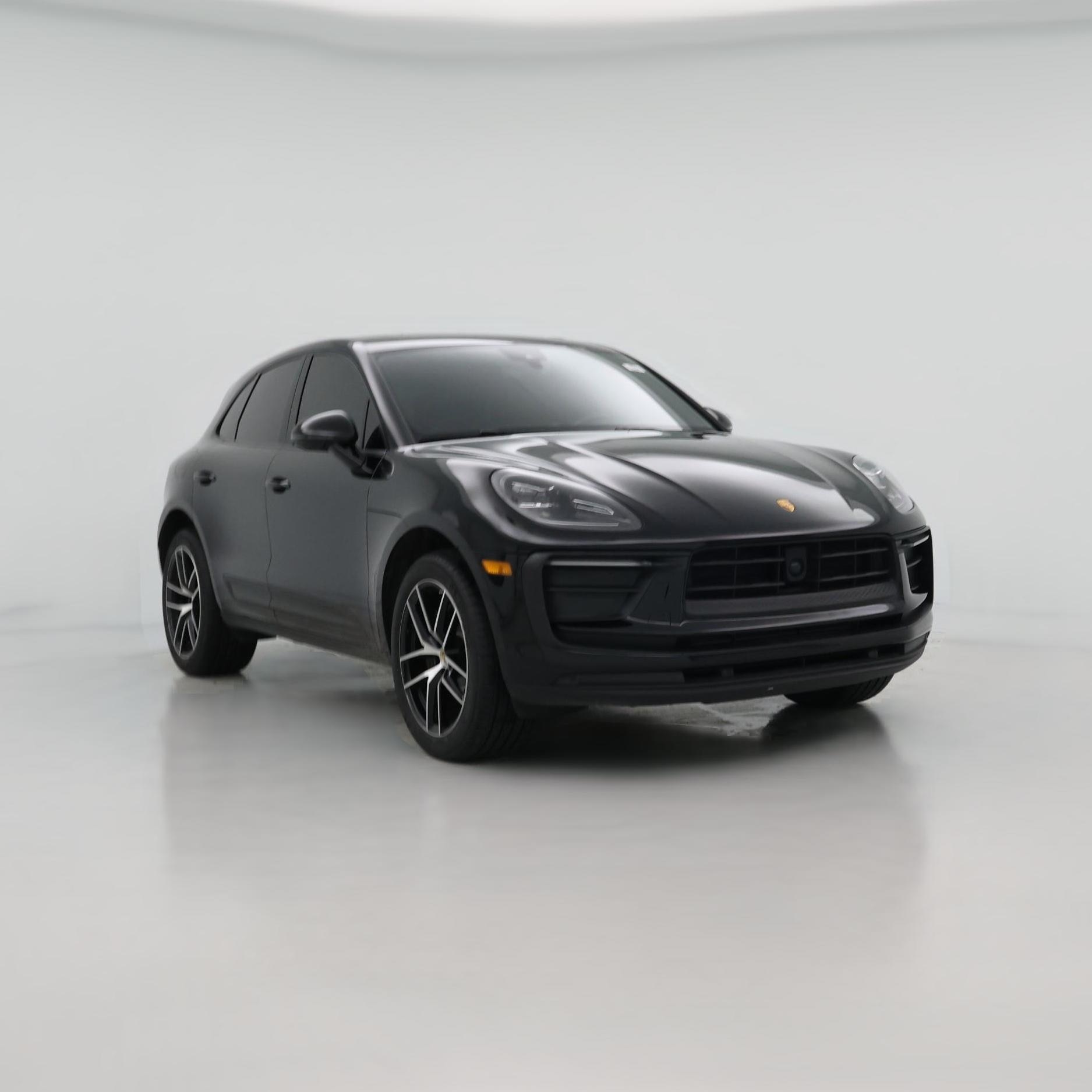 Thumbnail: 2023 Porsche Macan - 1