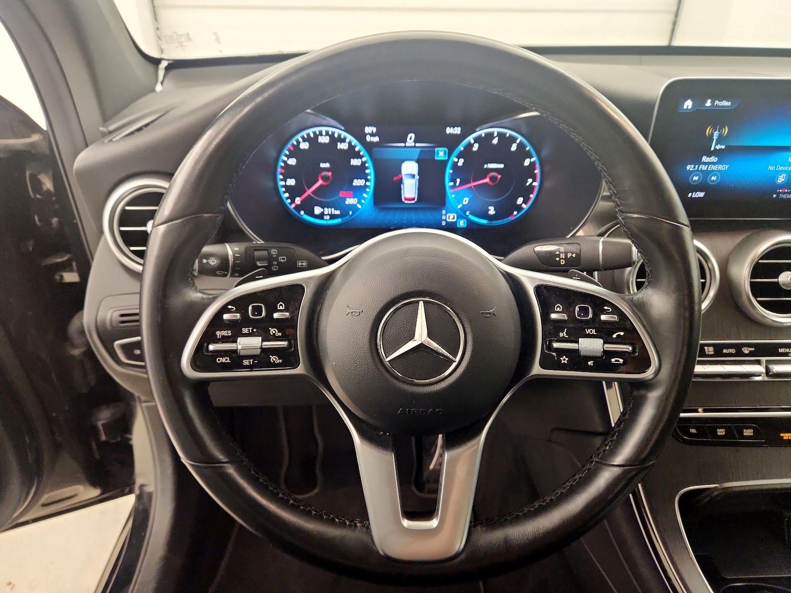 2022 Mercedes-Benz GLC GLC300 - Photo 11