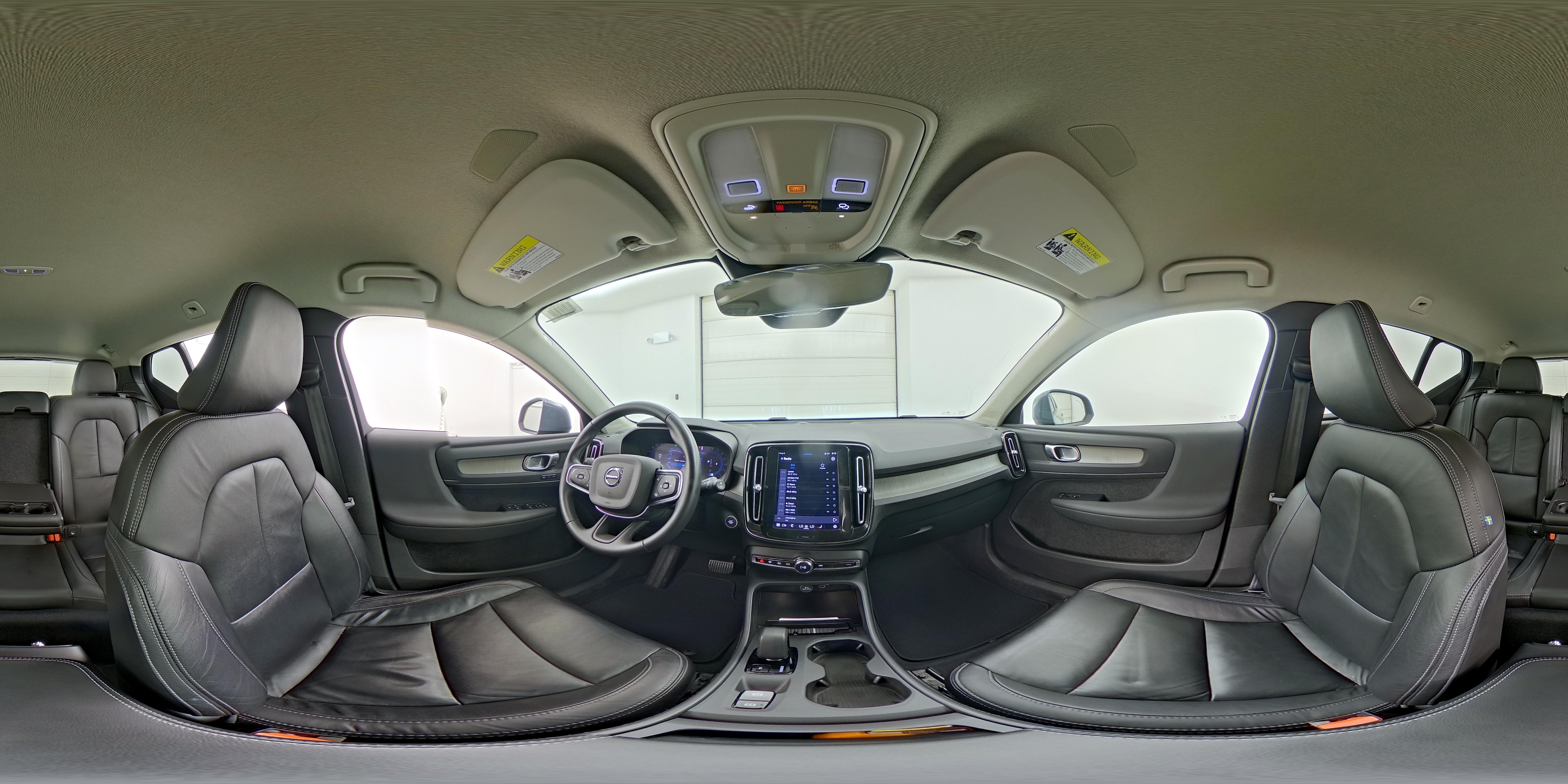 2023 Volvo XC40 Core - Photo 24