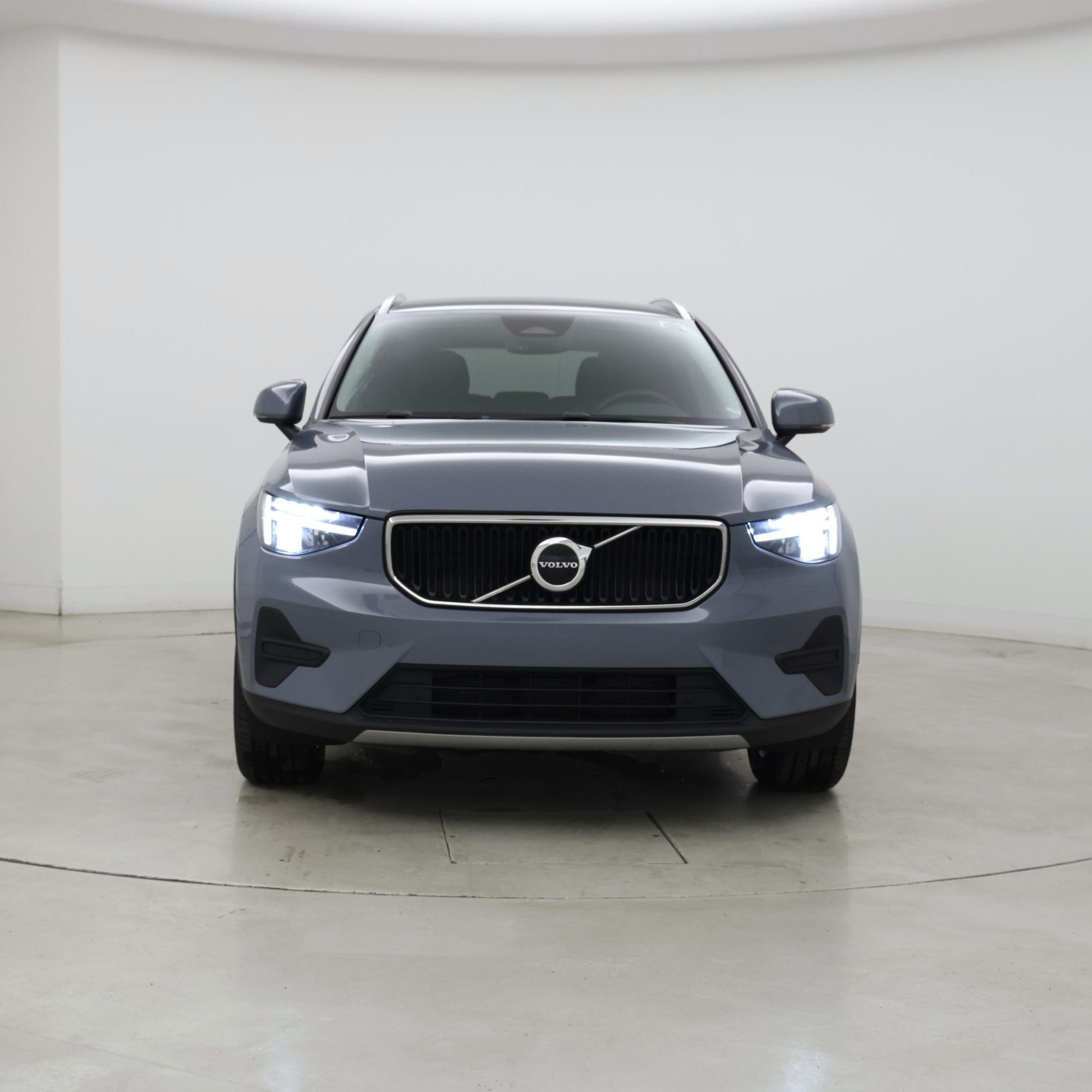 Thumbnail: 2023 Volvo XC40 - 5