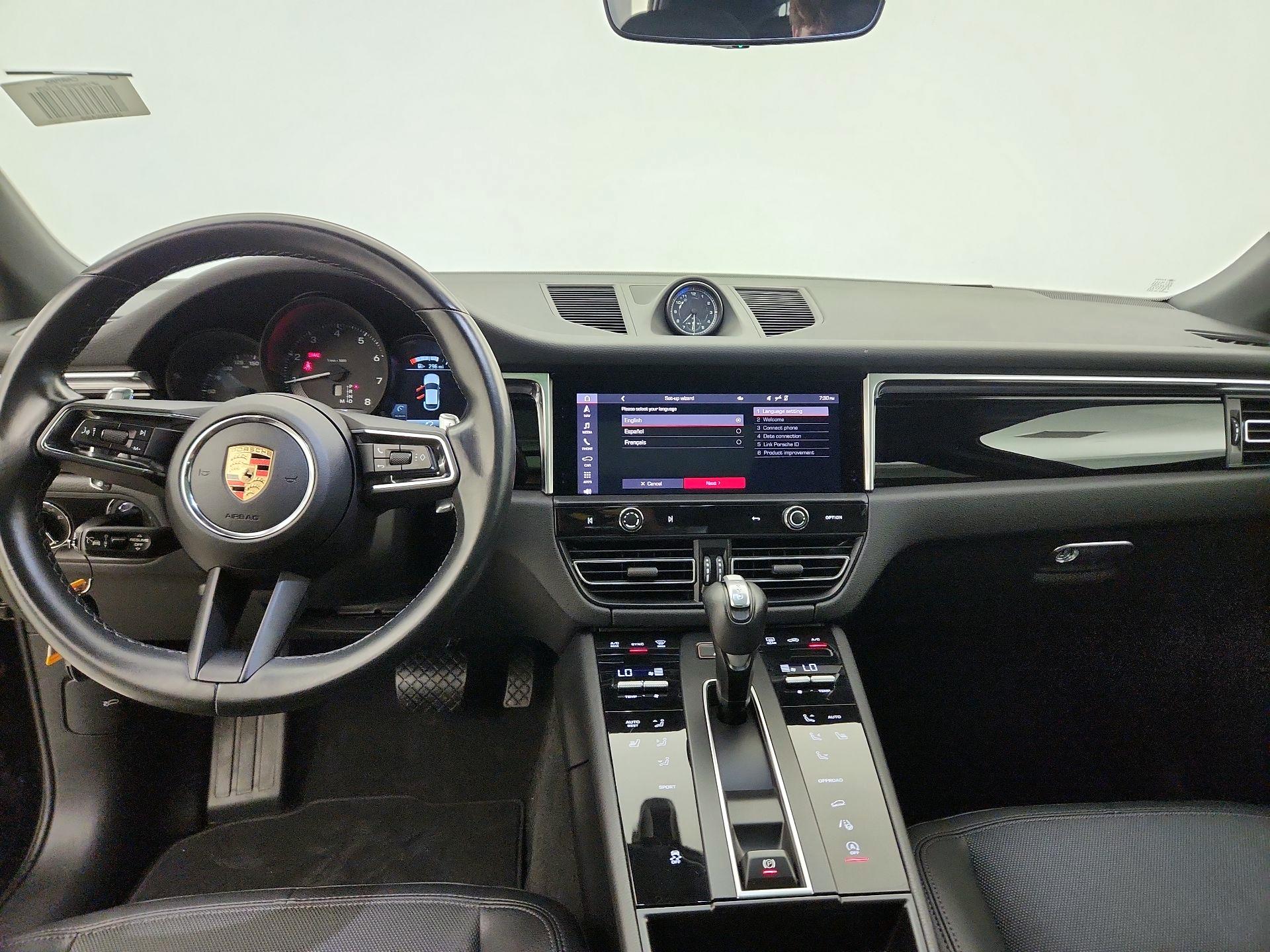 Thumbnail: 2023 Porsche Macan - 9
