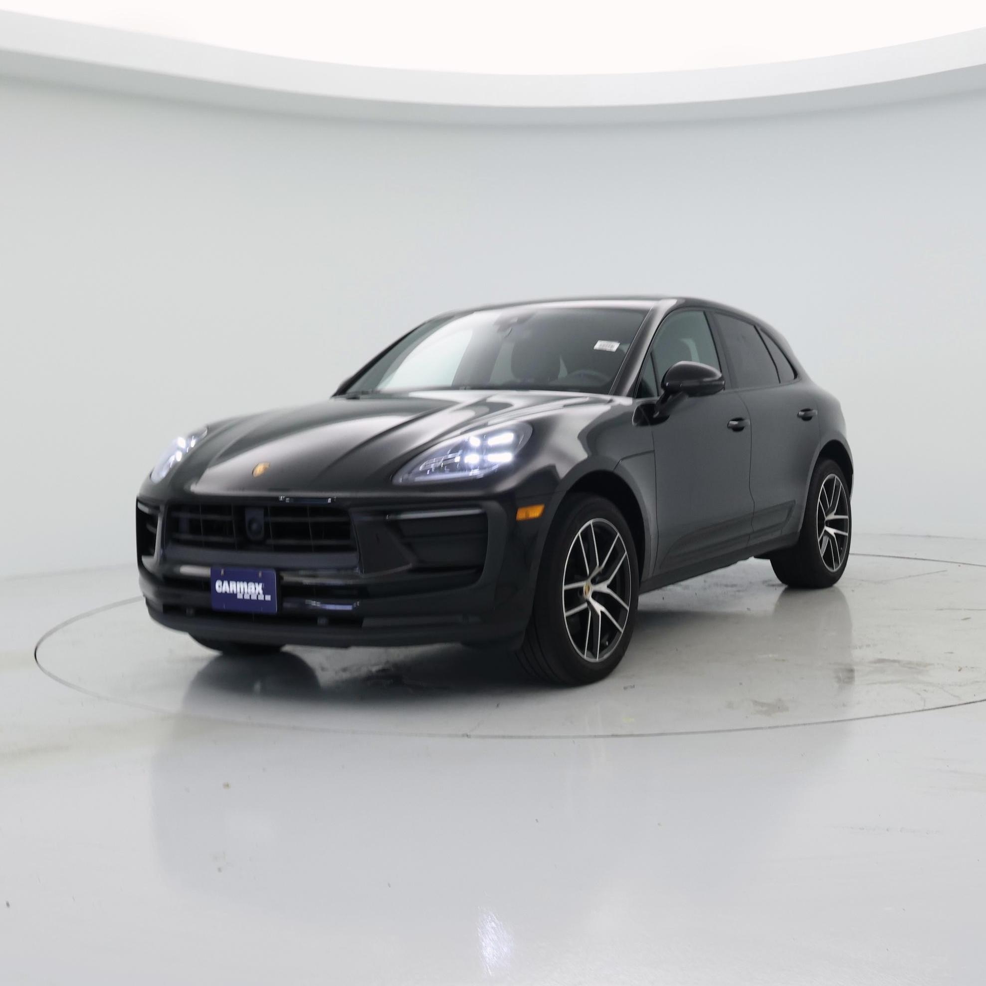 Thumbnail: 2023 Porsche Macan - 4