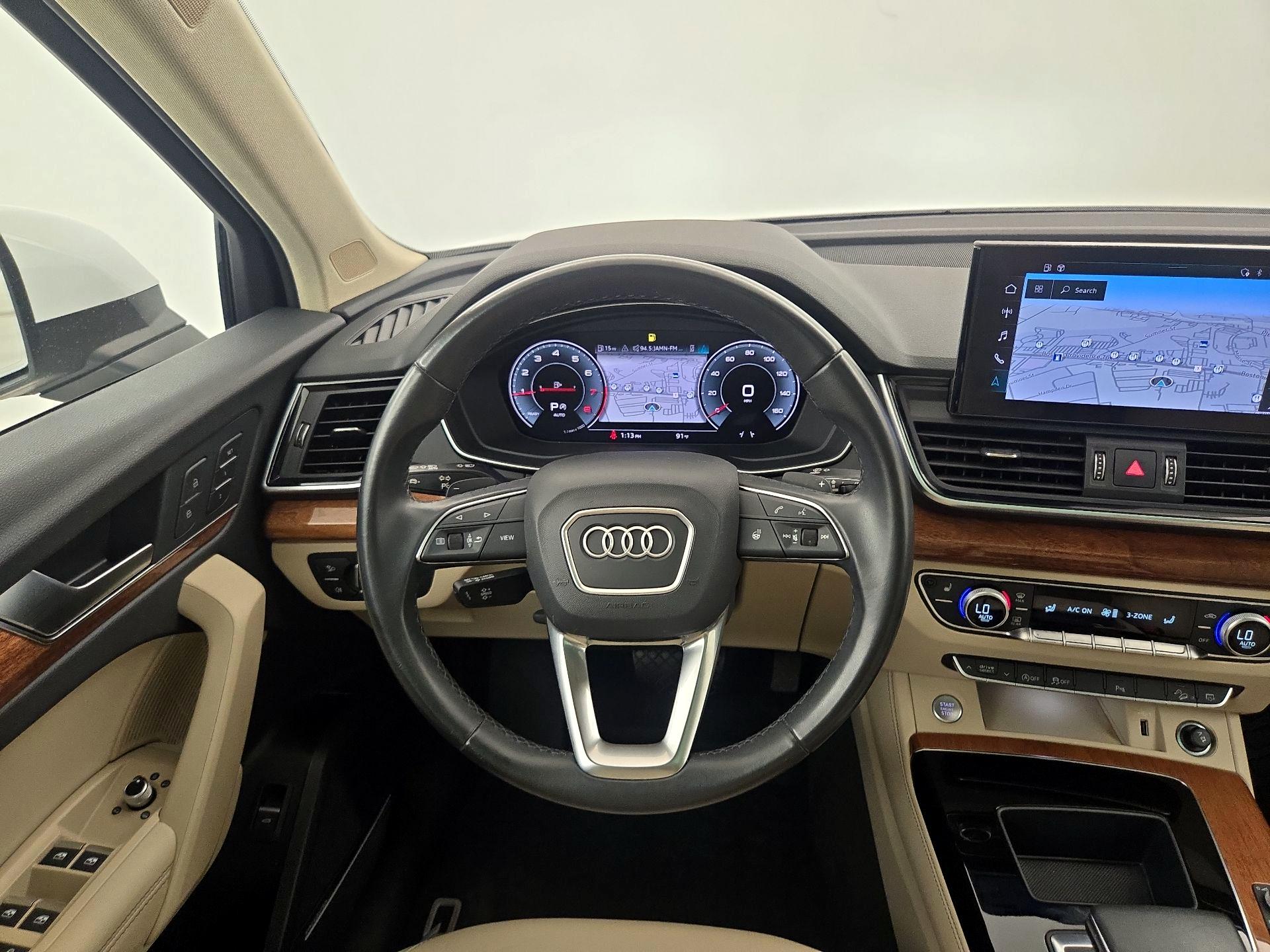Thumbnail: 2022 Audi Q5 - 10