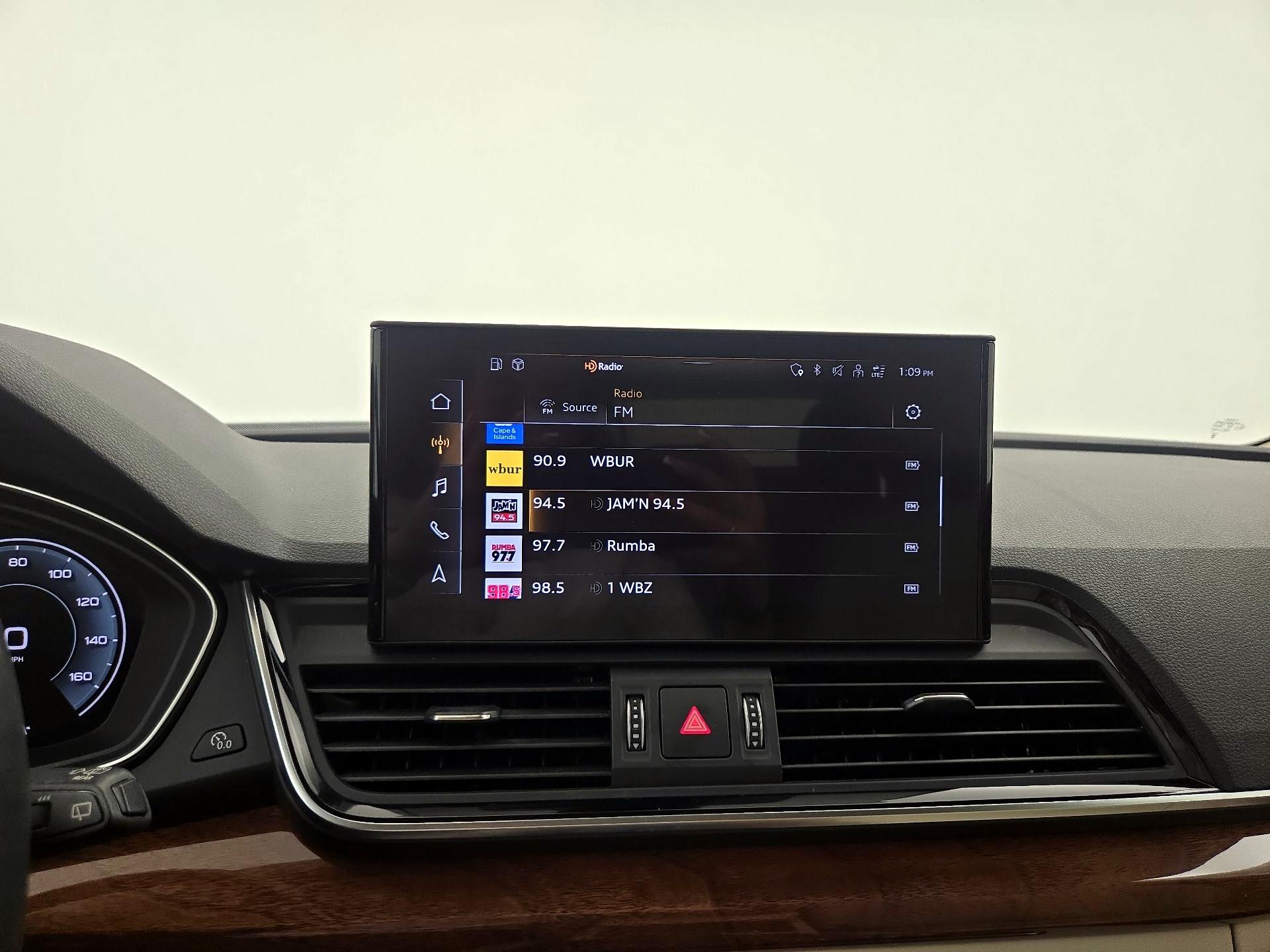 Thumbnail: 2022 Audi Q5 - 16