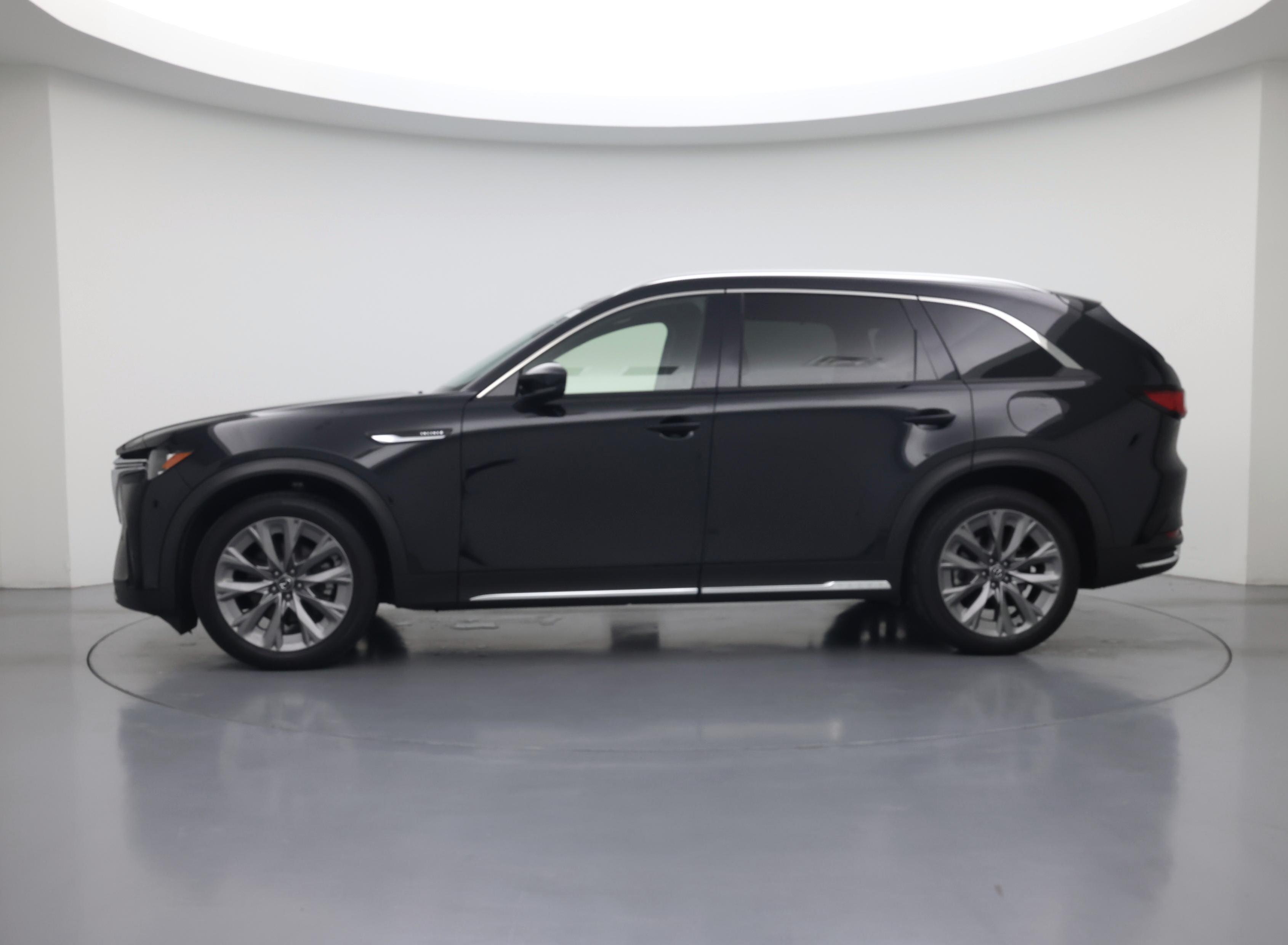 Thumbnail: 2025 Mazda CX-90 - 3
