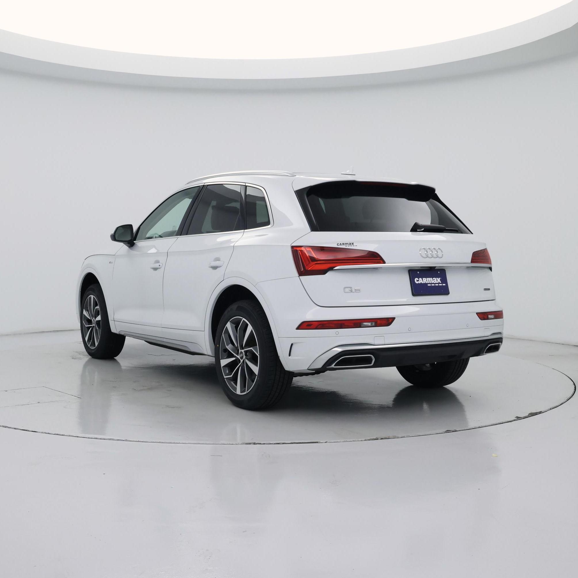 Thumbnail: 2023 Audi Q5 - 2