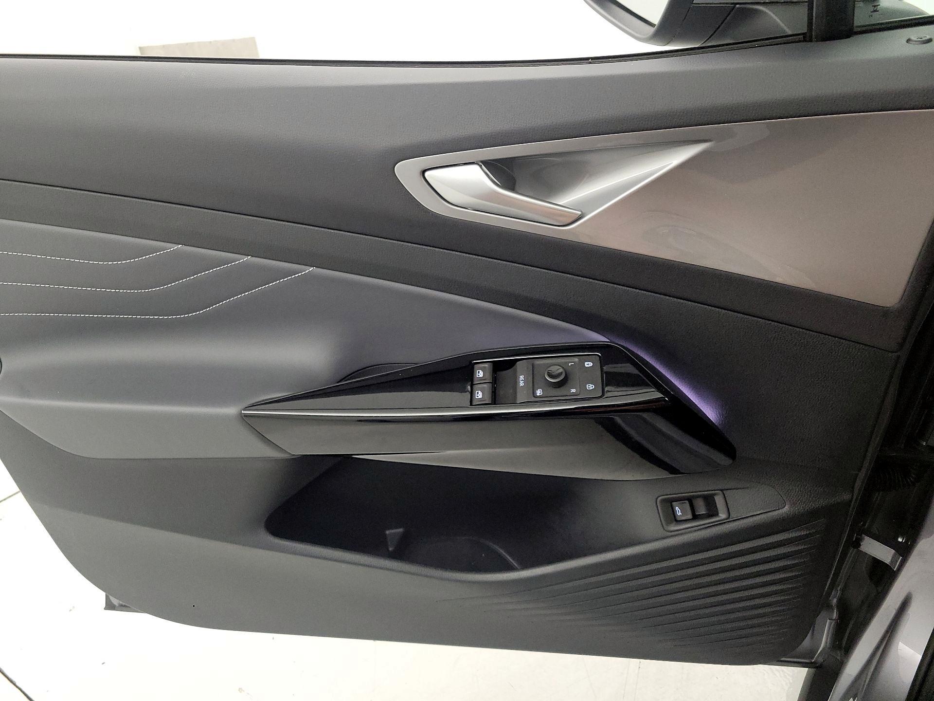 Thumbnail: 2023 Volkswagen ID.4 - 12