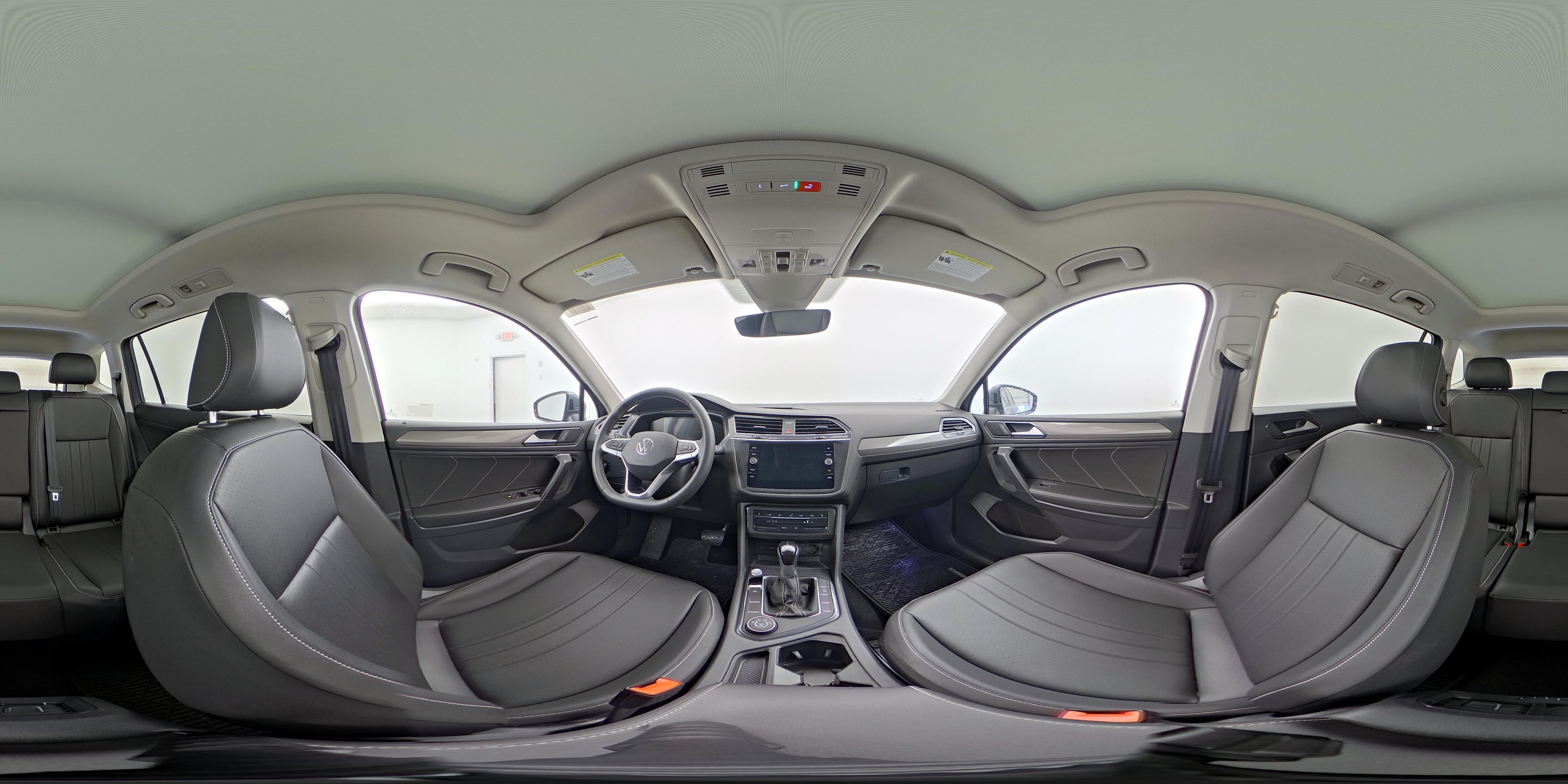 2023 Volkswagen Tiguan SE - Photo 25