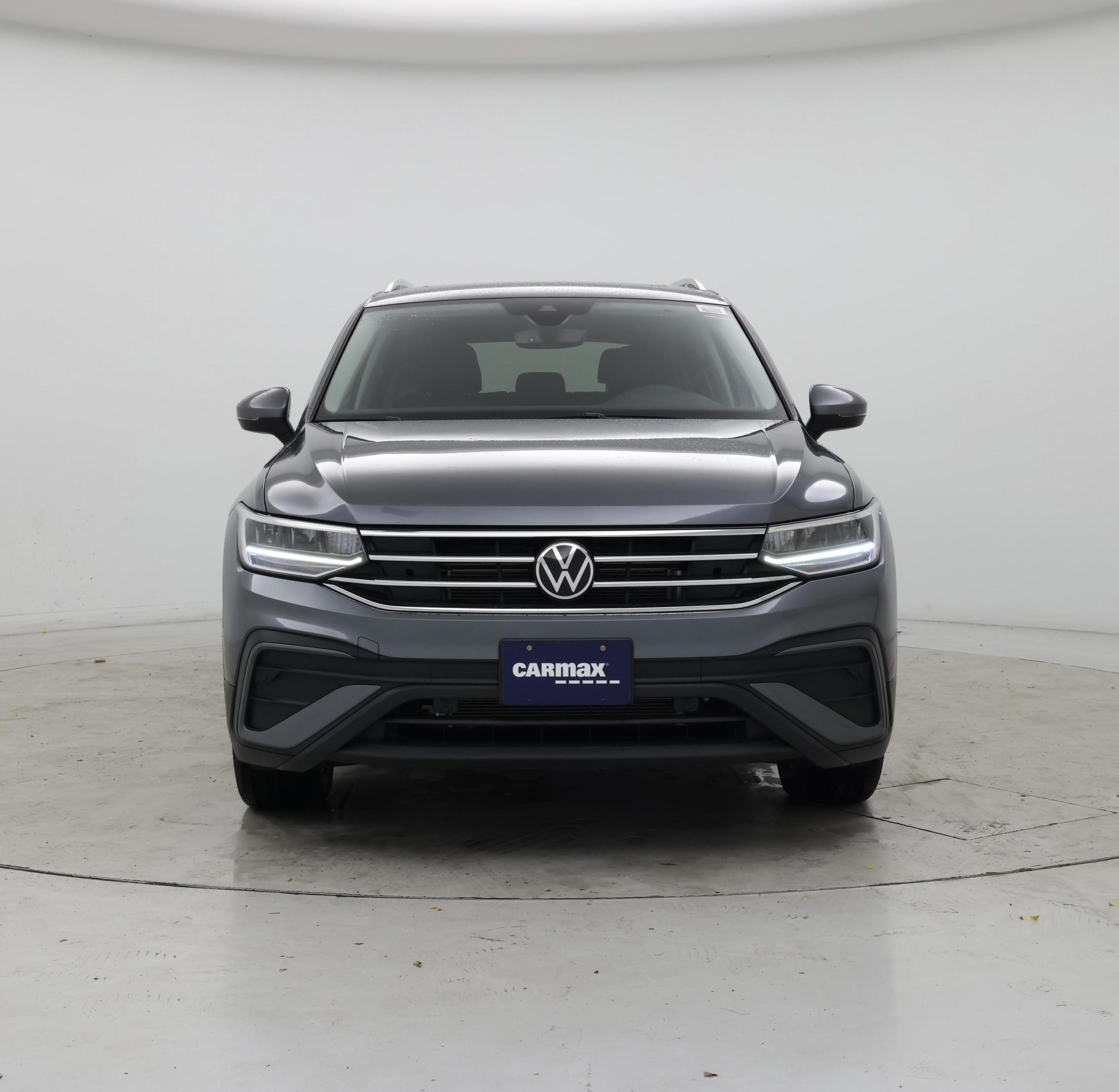 Thumbnail: 2023 Volkswagen Tiguan - 5