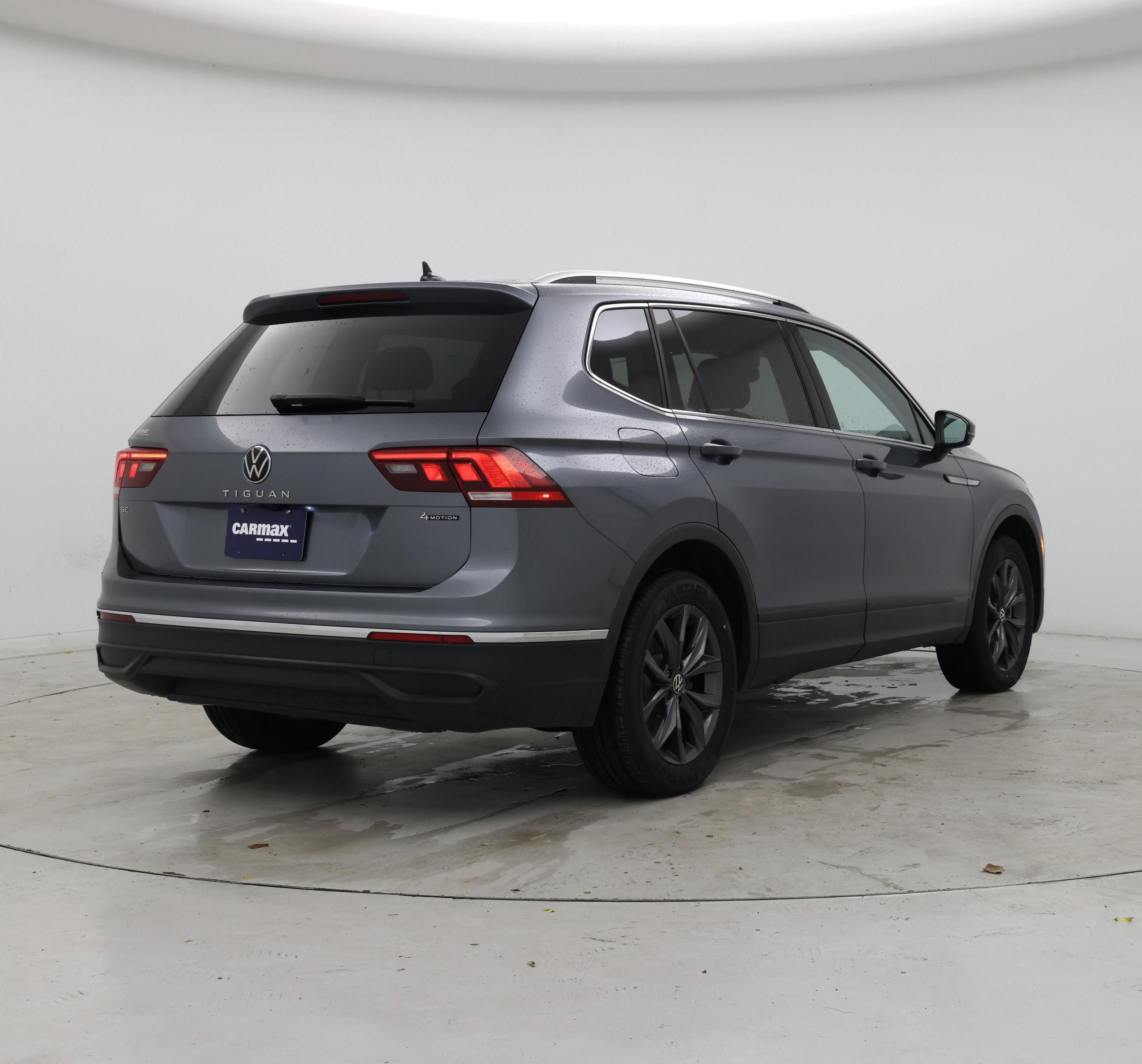 Thumbnail: 2023 Volkswagen Tiguan - 8