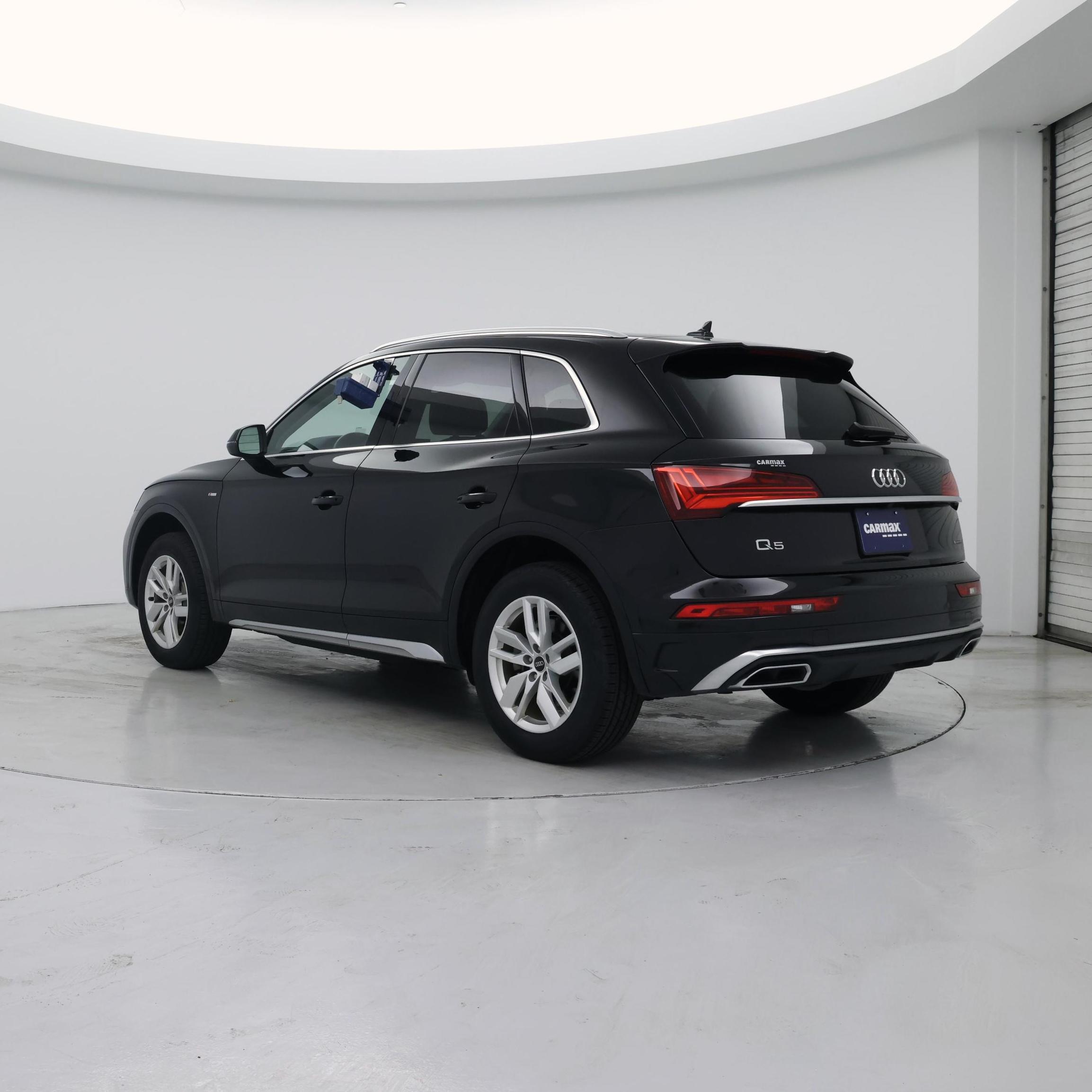 Thumbnail: 2023 Audi Q5 - 2
