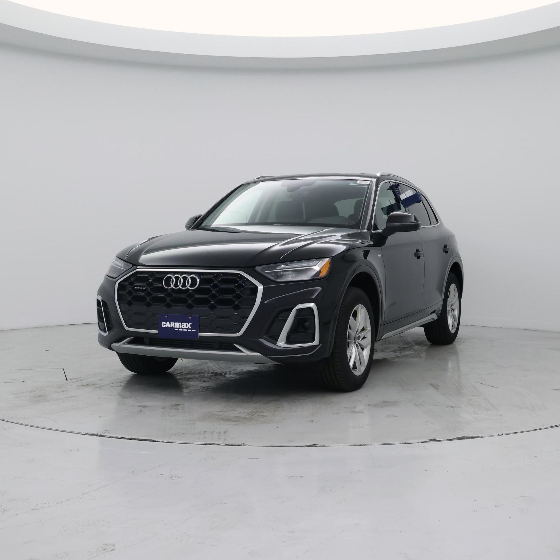 Thumbnail: 2023 Audi Q5 - 4