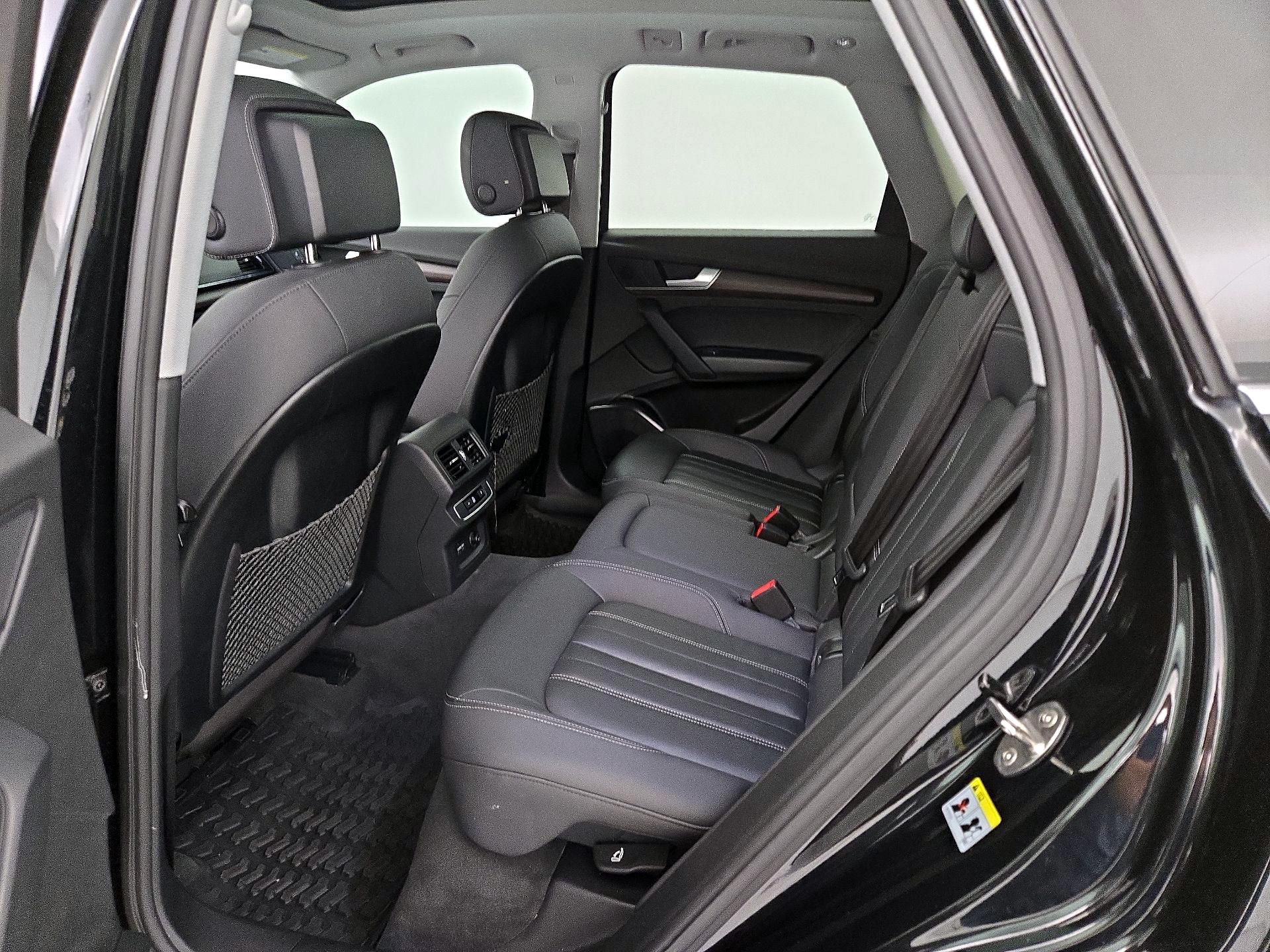 Thumbnail: 2022 Audi Q5 - 20