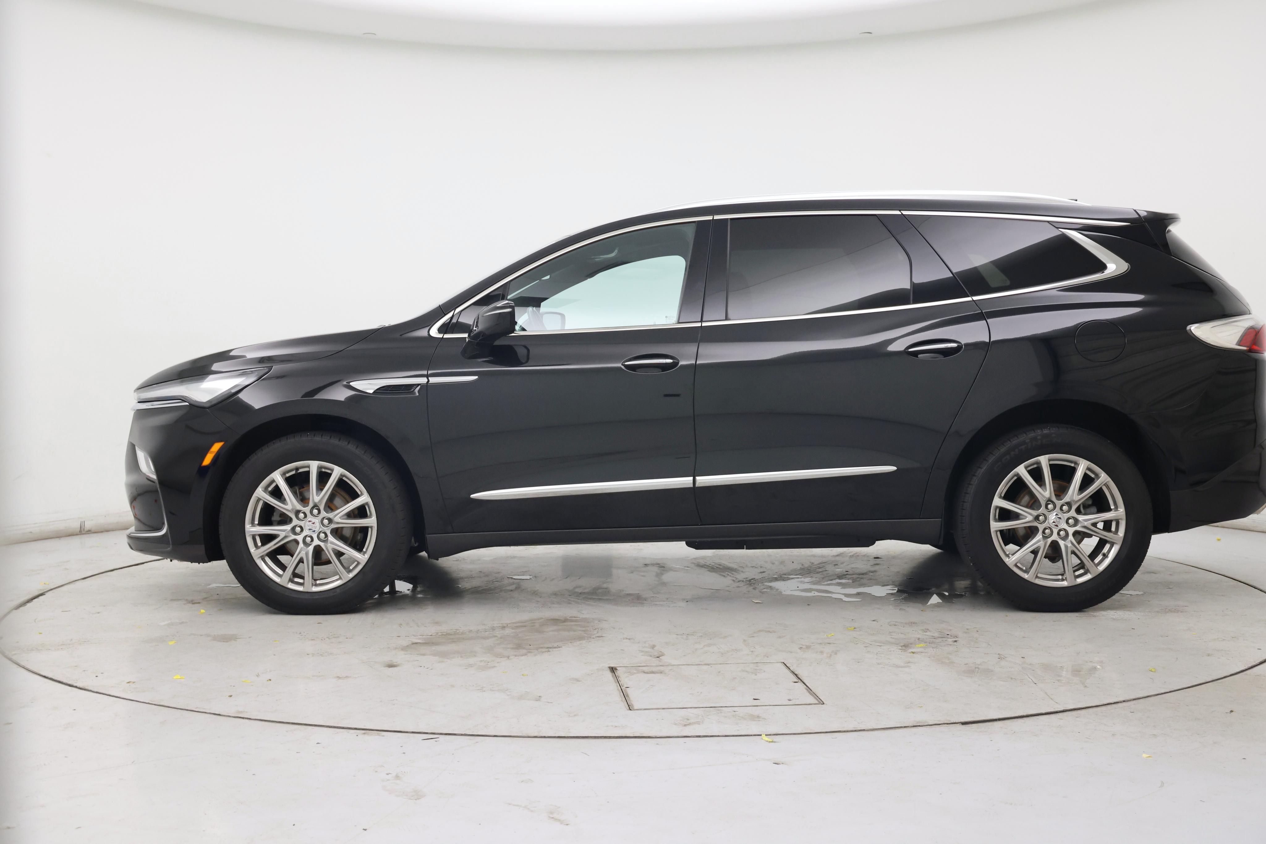 Thumbnail: 2023 Buick Enclave - 3