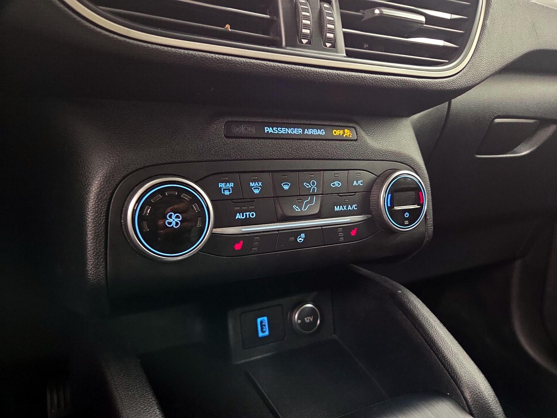 Thumbnail: 2020 Ford Escape - 15
