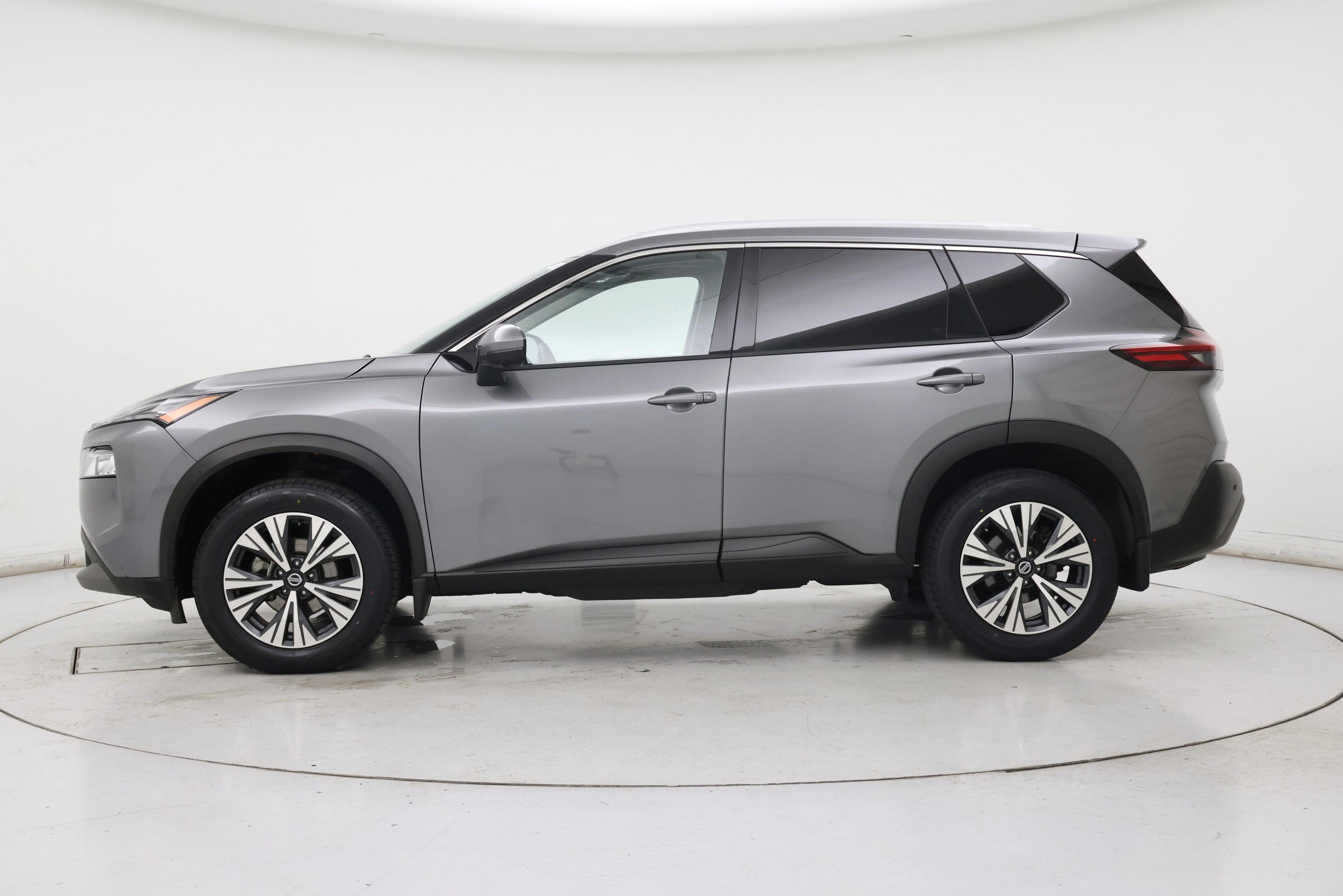 Thumbnail: 2021 Nissan Rogue - 3