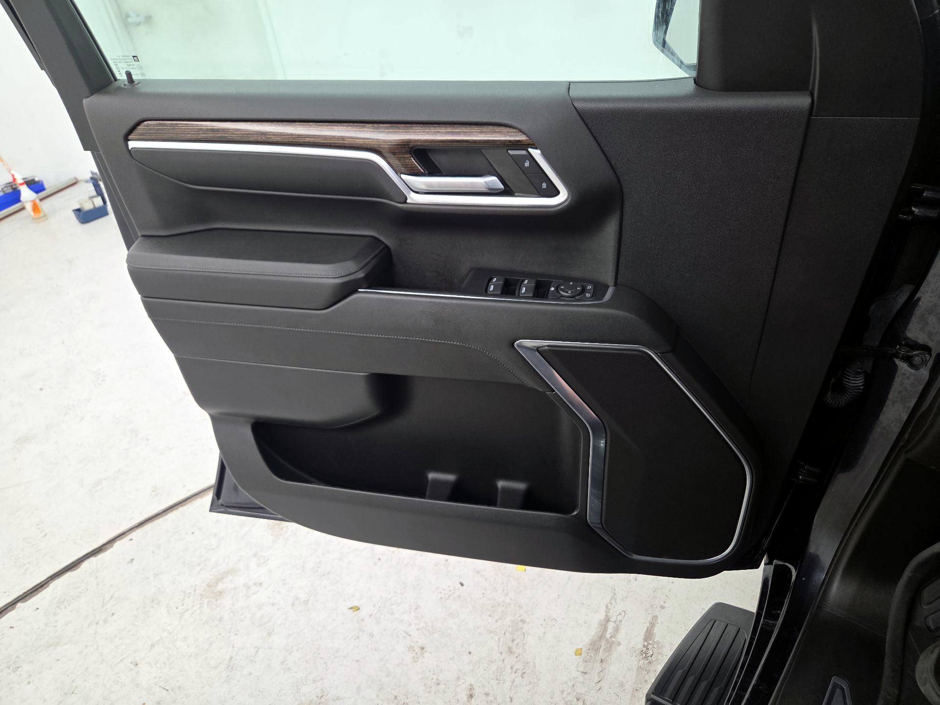Thumbnail: 2023 GMC Sierra 1500 - 12