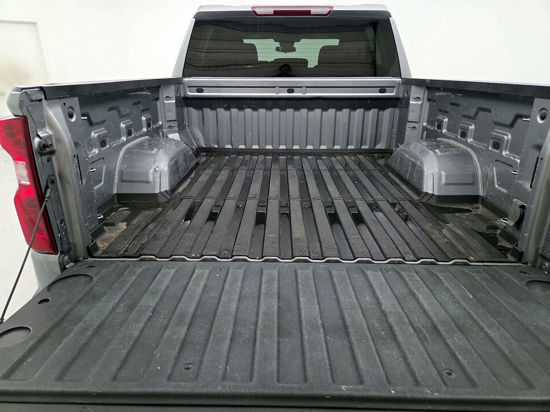 Thumbnail: 2023 Chevrolet Silverado 1500 - 20