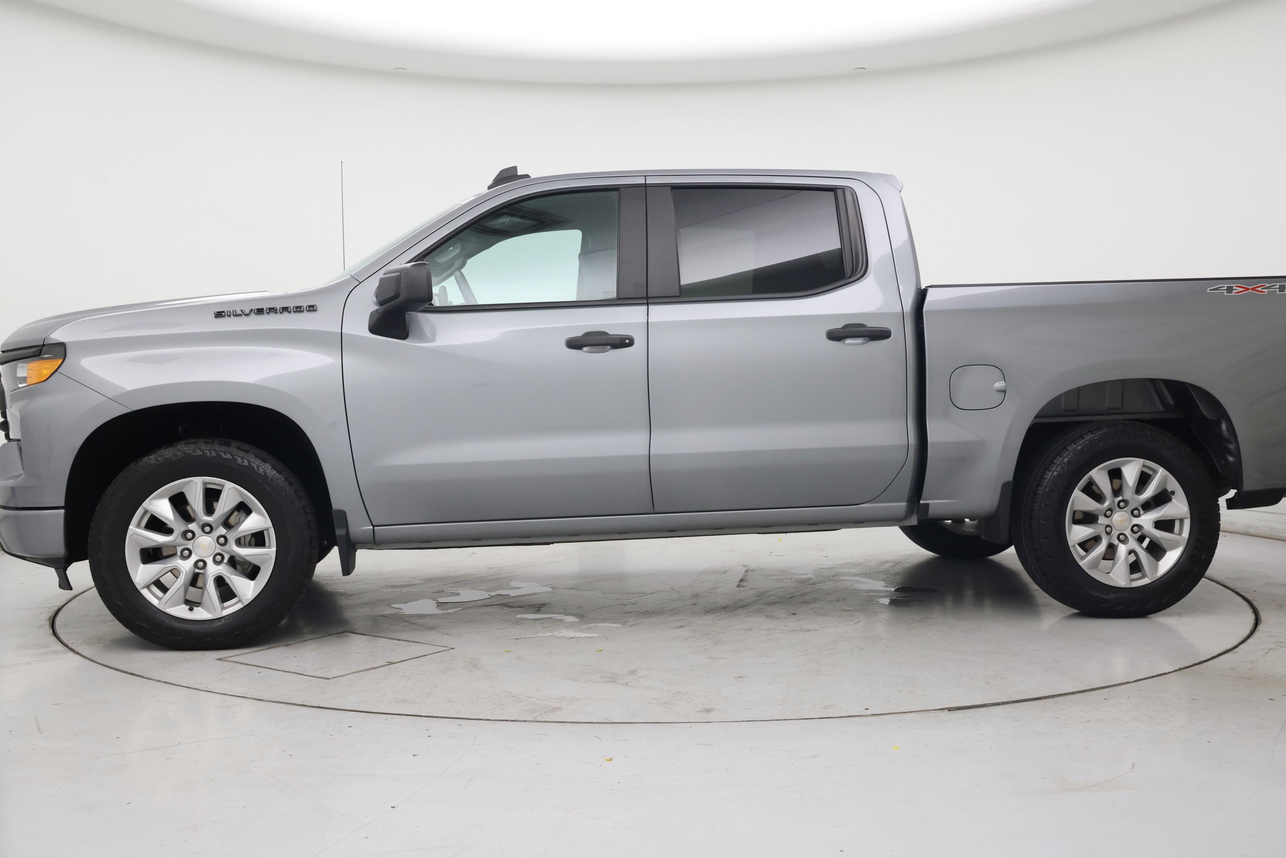 Thumbnail: 2023 Chevrolet Silverado 1500 - 3