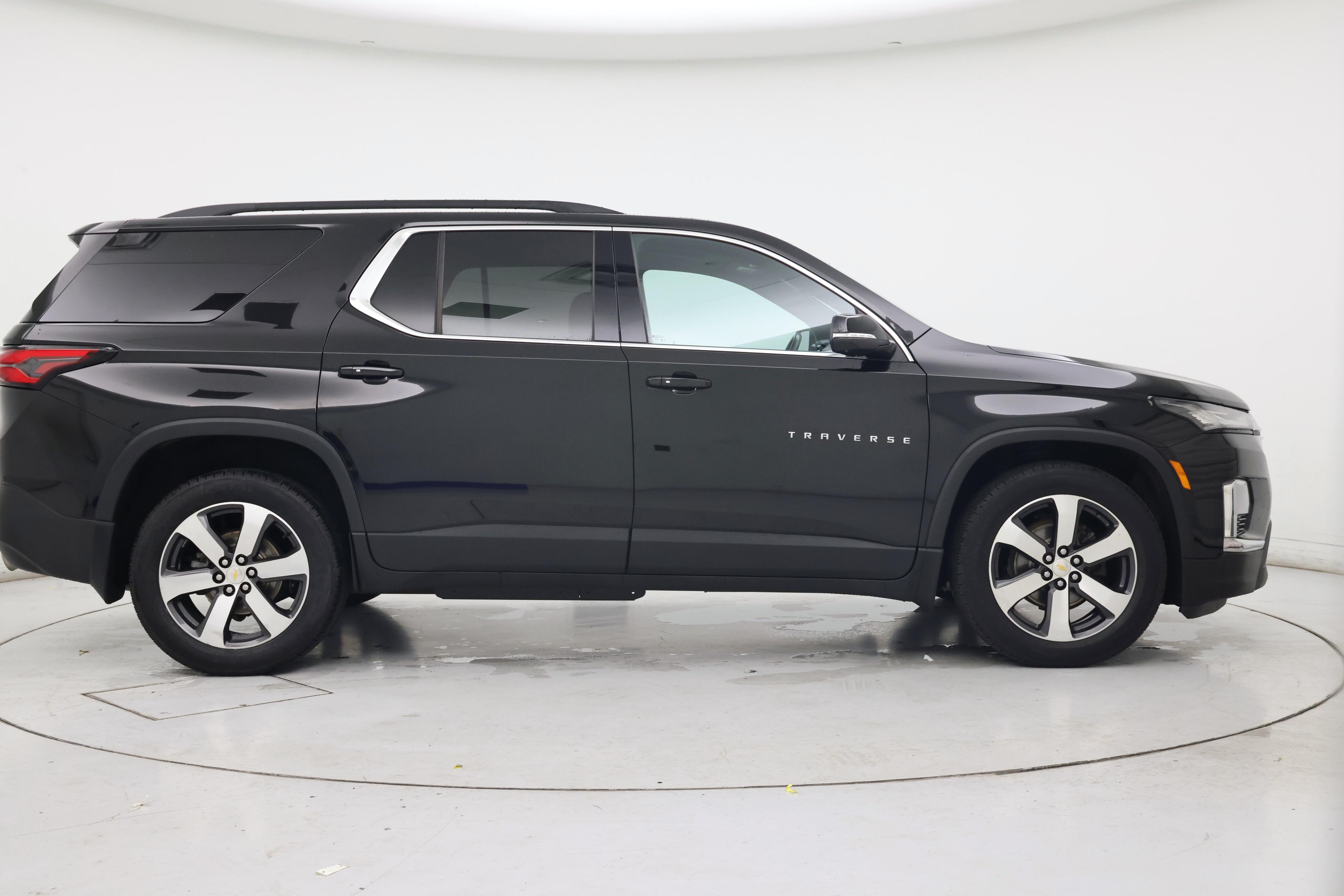 Thumbnail: 2023 Chevrolet Traverse - 7