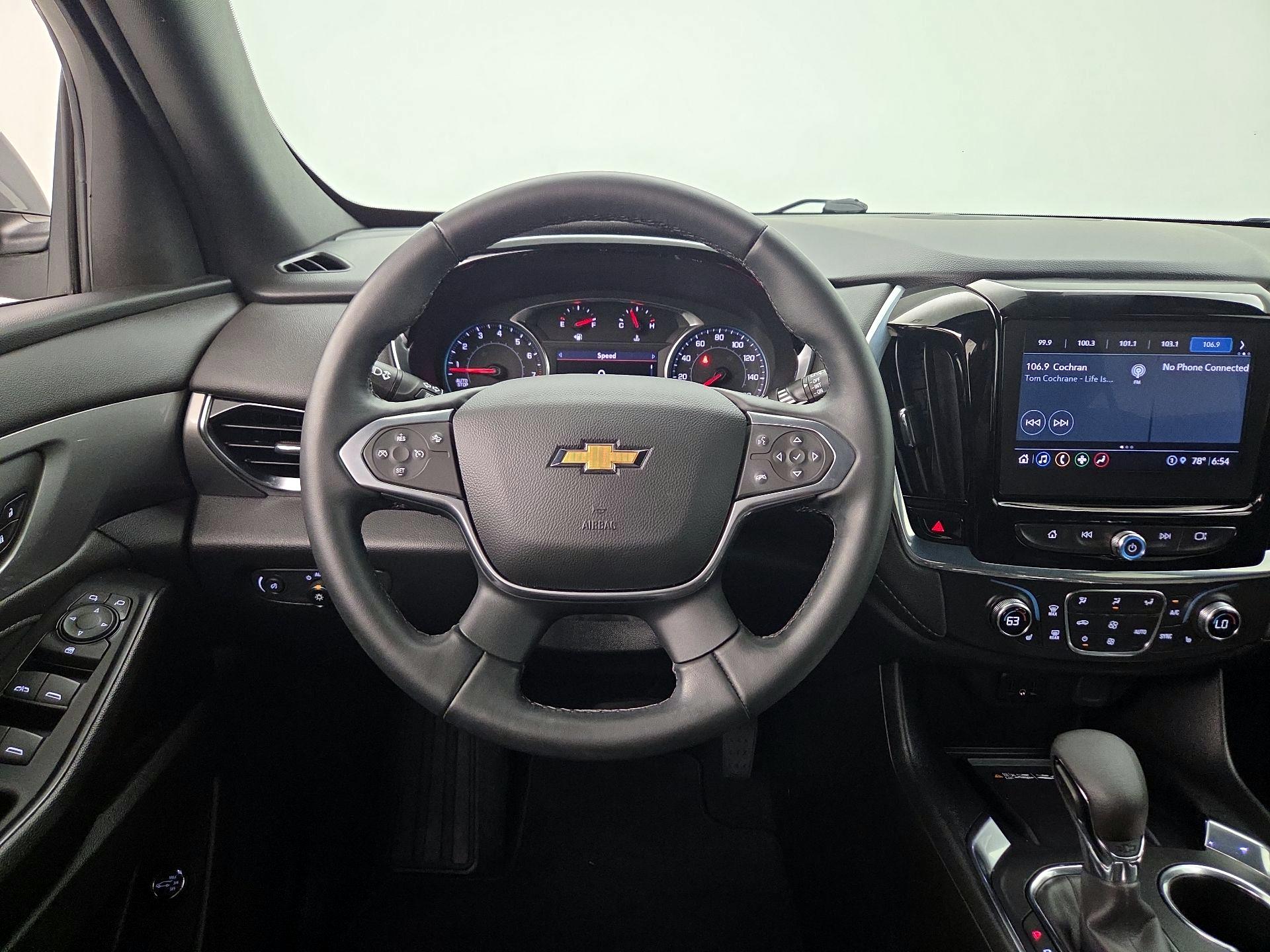 Thumbnail: 2023 Chevrolet Traverse - 10