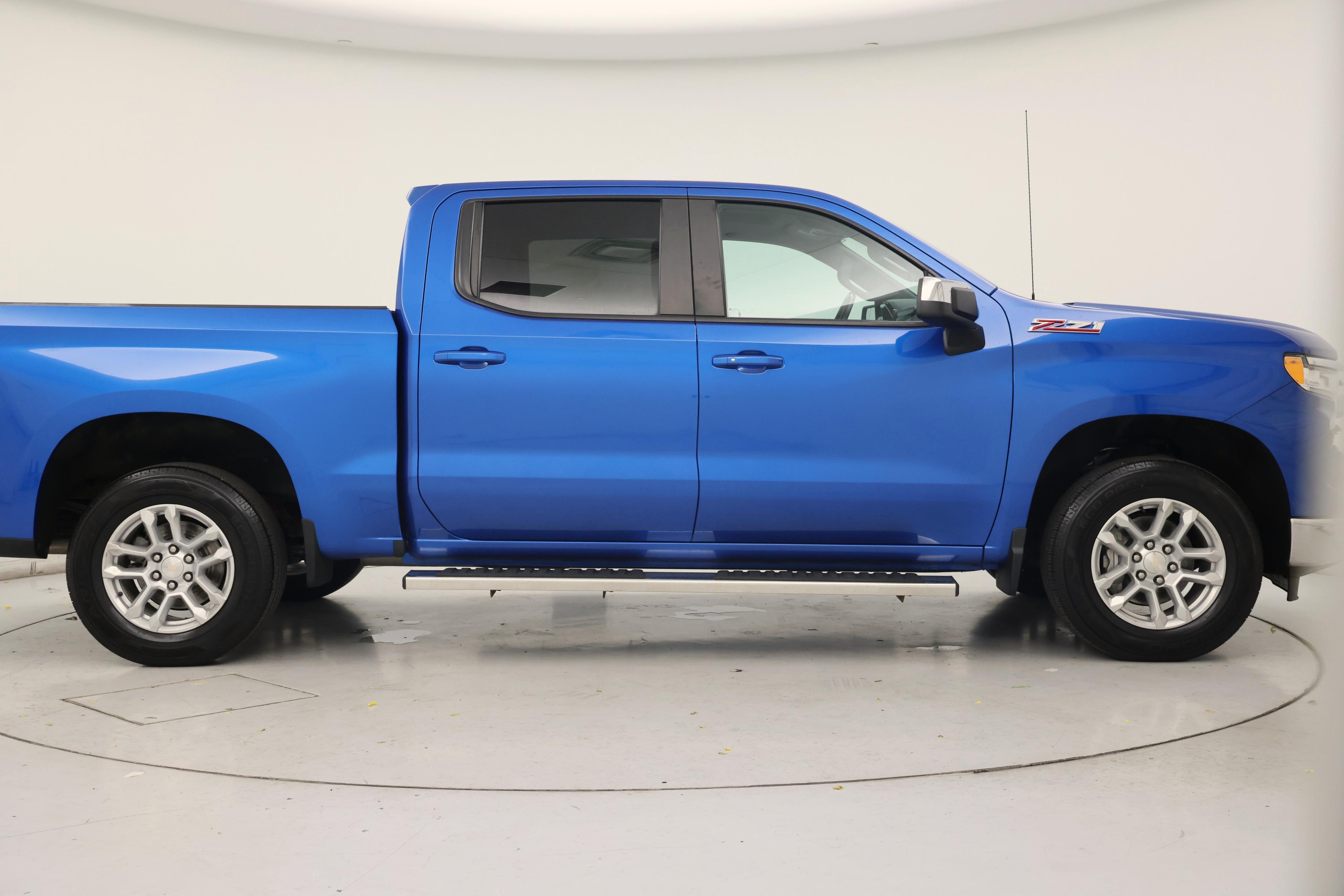 Thumbnail: 2022 Chevrolet Silverado 1500 - 7