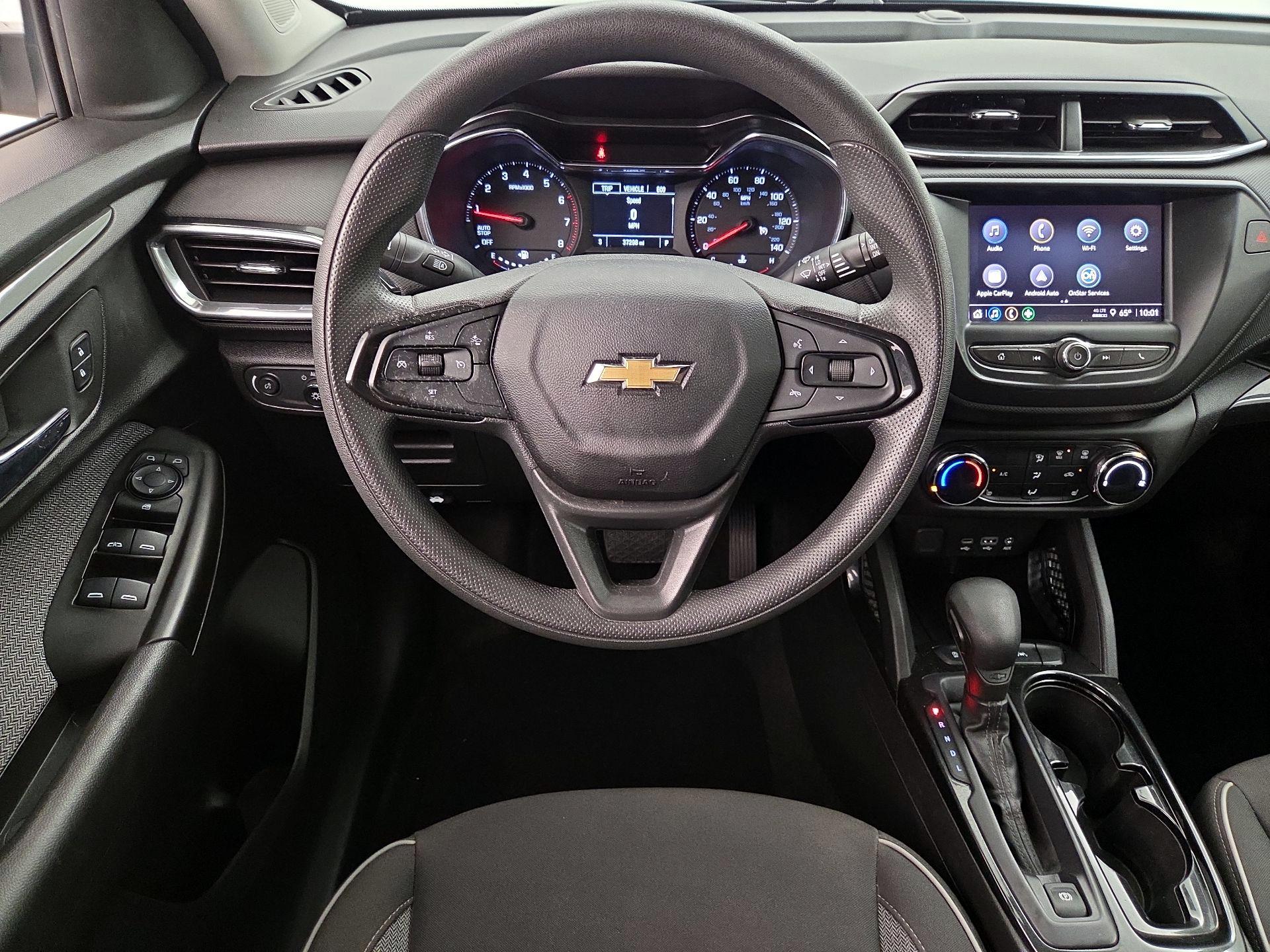 Thumbnail: 2023 Chevrolet TrailBlazer - 10