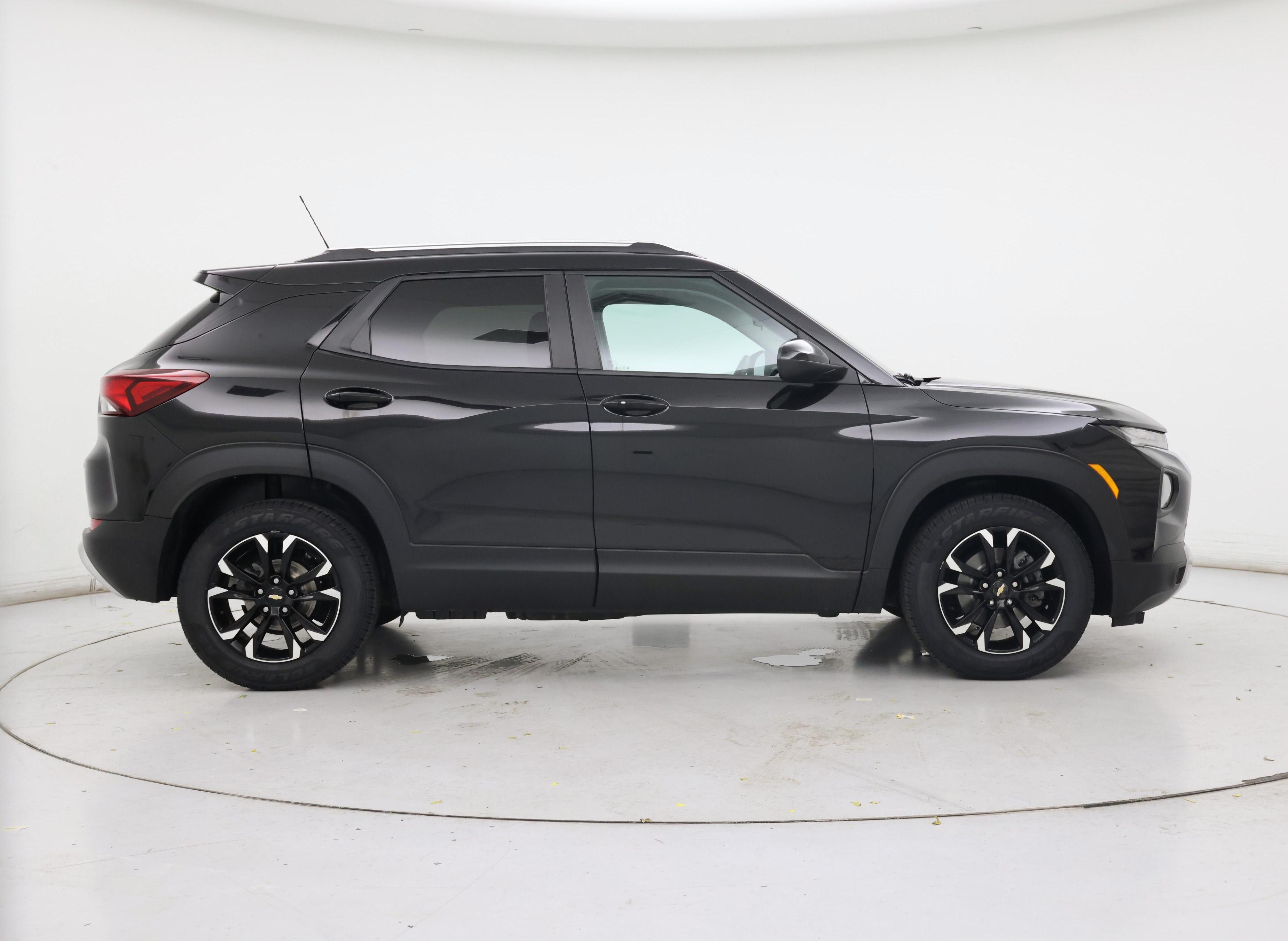 Thumbnail: 2023 Chevrolet TrailBlazer - 7