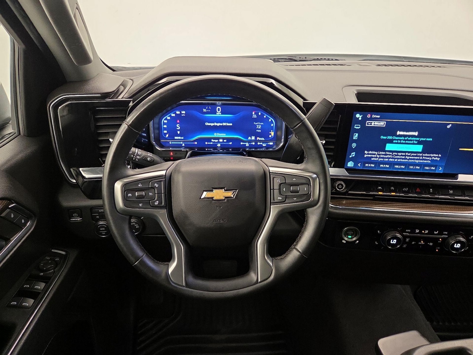 2023 Chevrolet Silverado 1500 LT - Photo 11