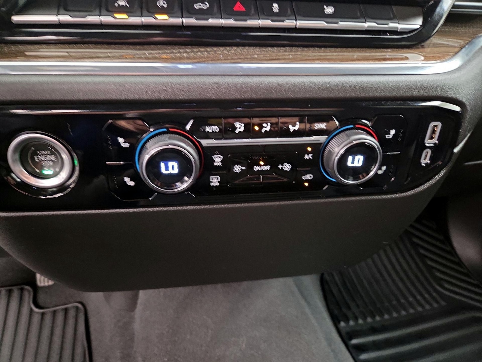 2023 Chevrolet Silverado 1500 LT - Photo 17