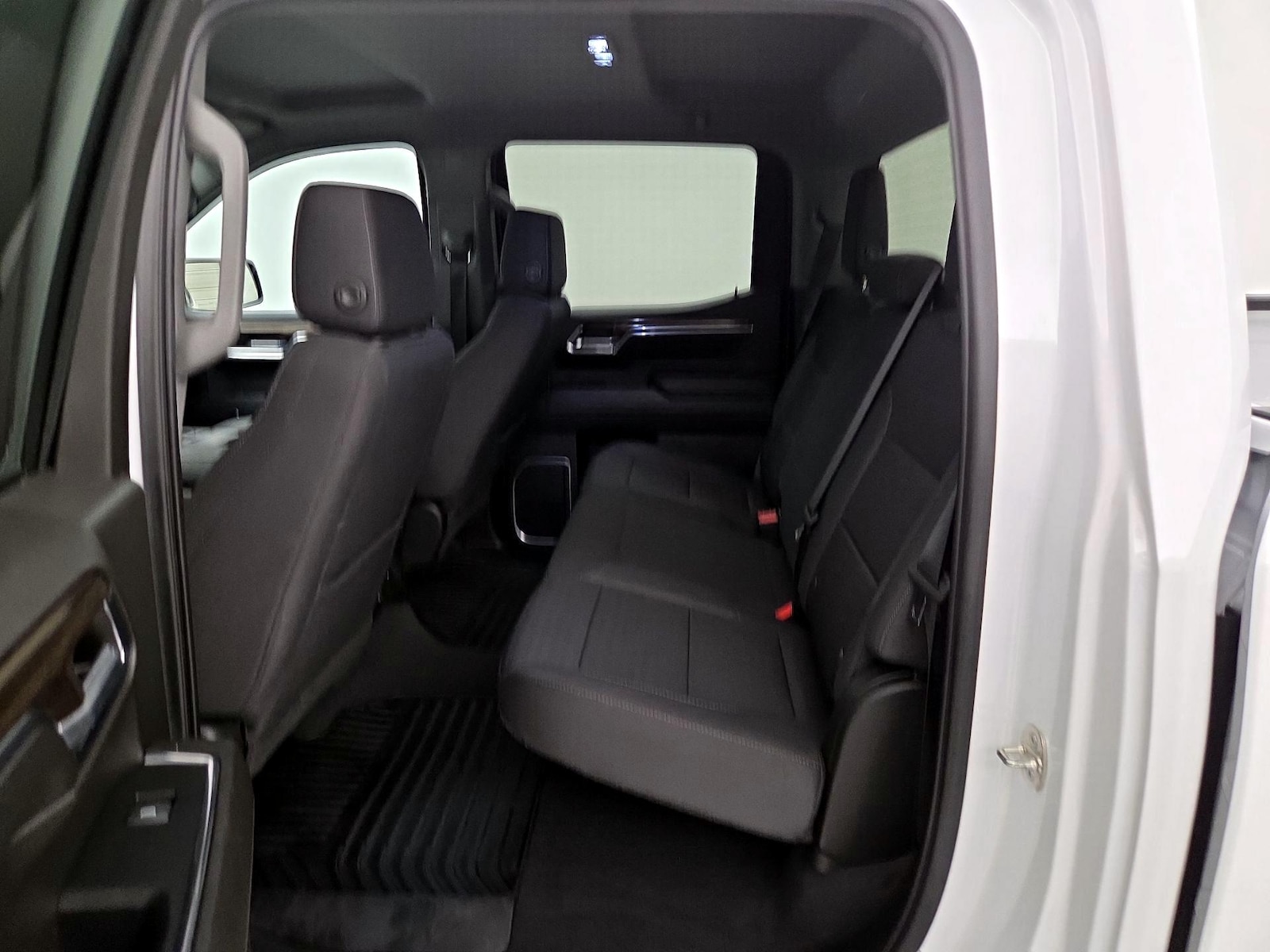 2023 Chevrolet Silverado 1500 LT - Photo 20