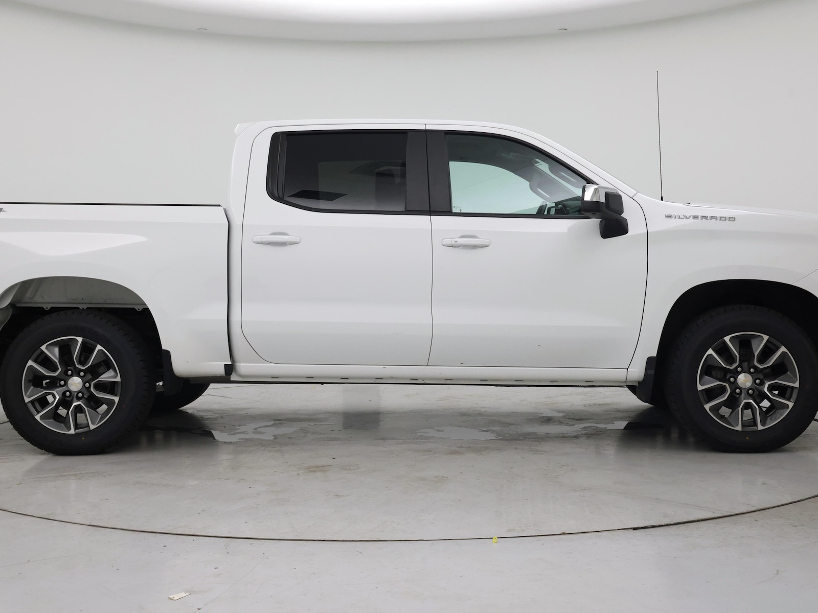 2023 Chevrolet Silverado 1500 LT - Photo 8