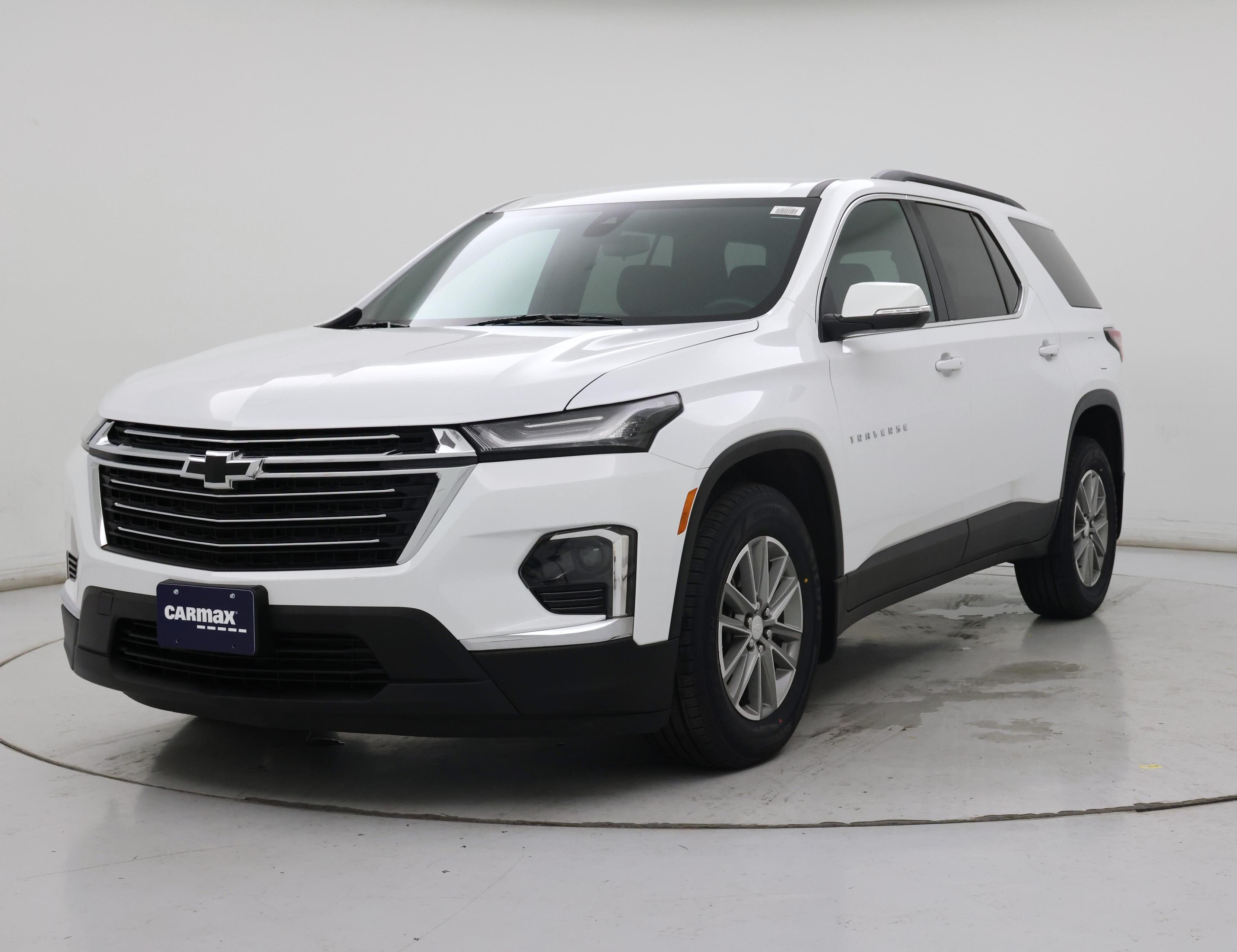 Thumbnail: 2023 Chevrolet Traverse - 4