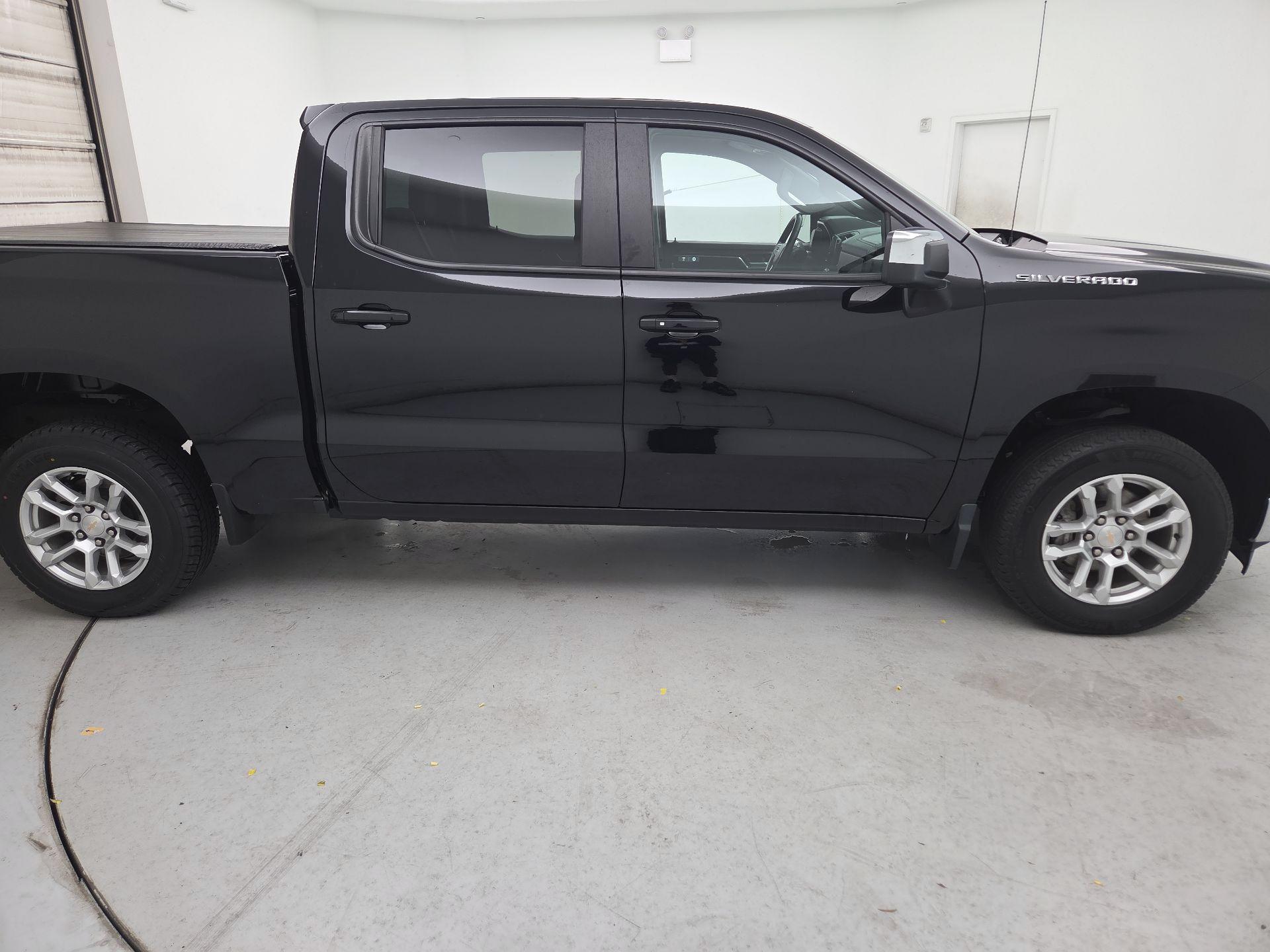 Thumbnail: 2024 Chevrolet Silverado 1500 - 4
