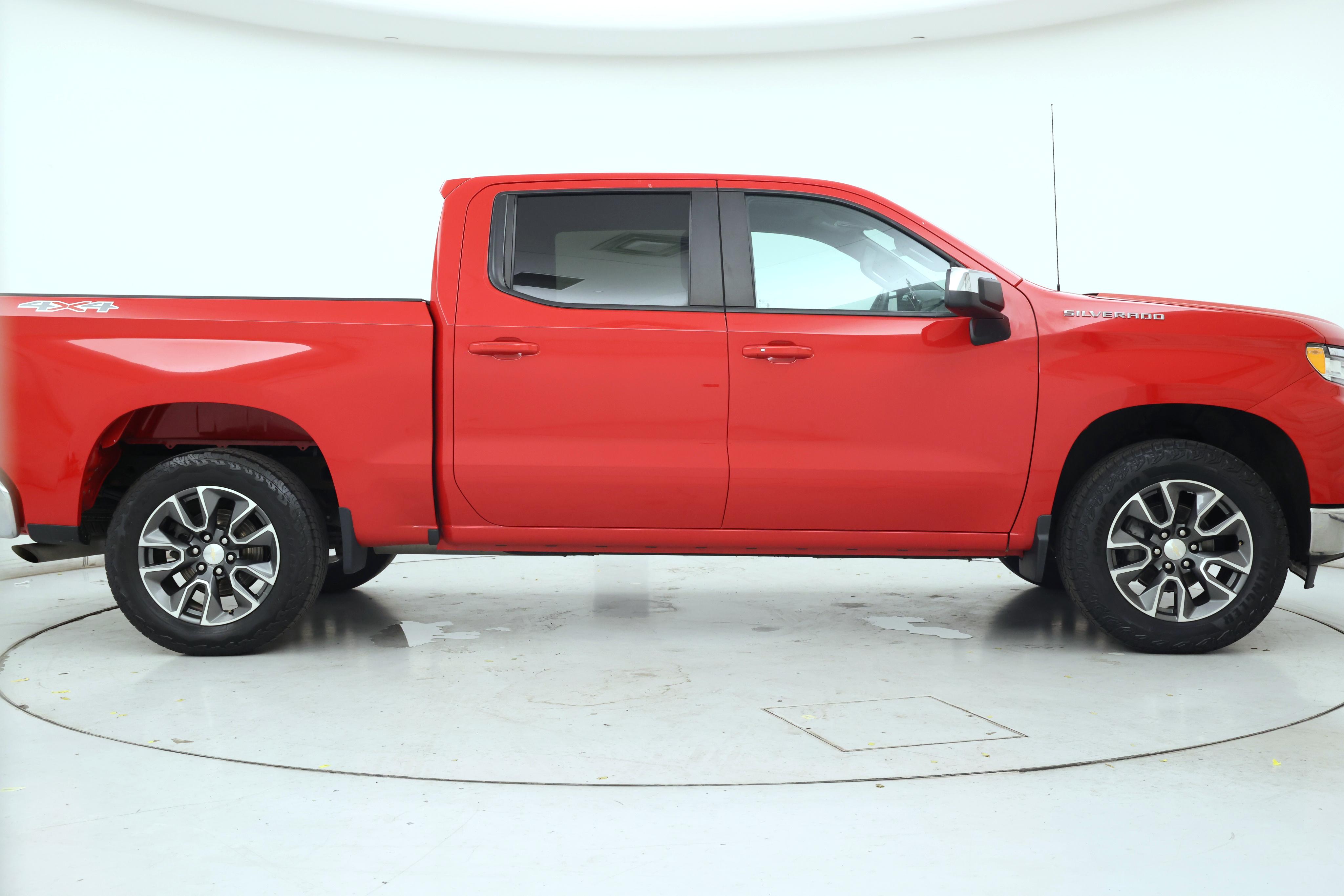 Thumbnail: 2023 Chevrolet Silverado 1500 - 7