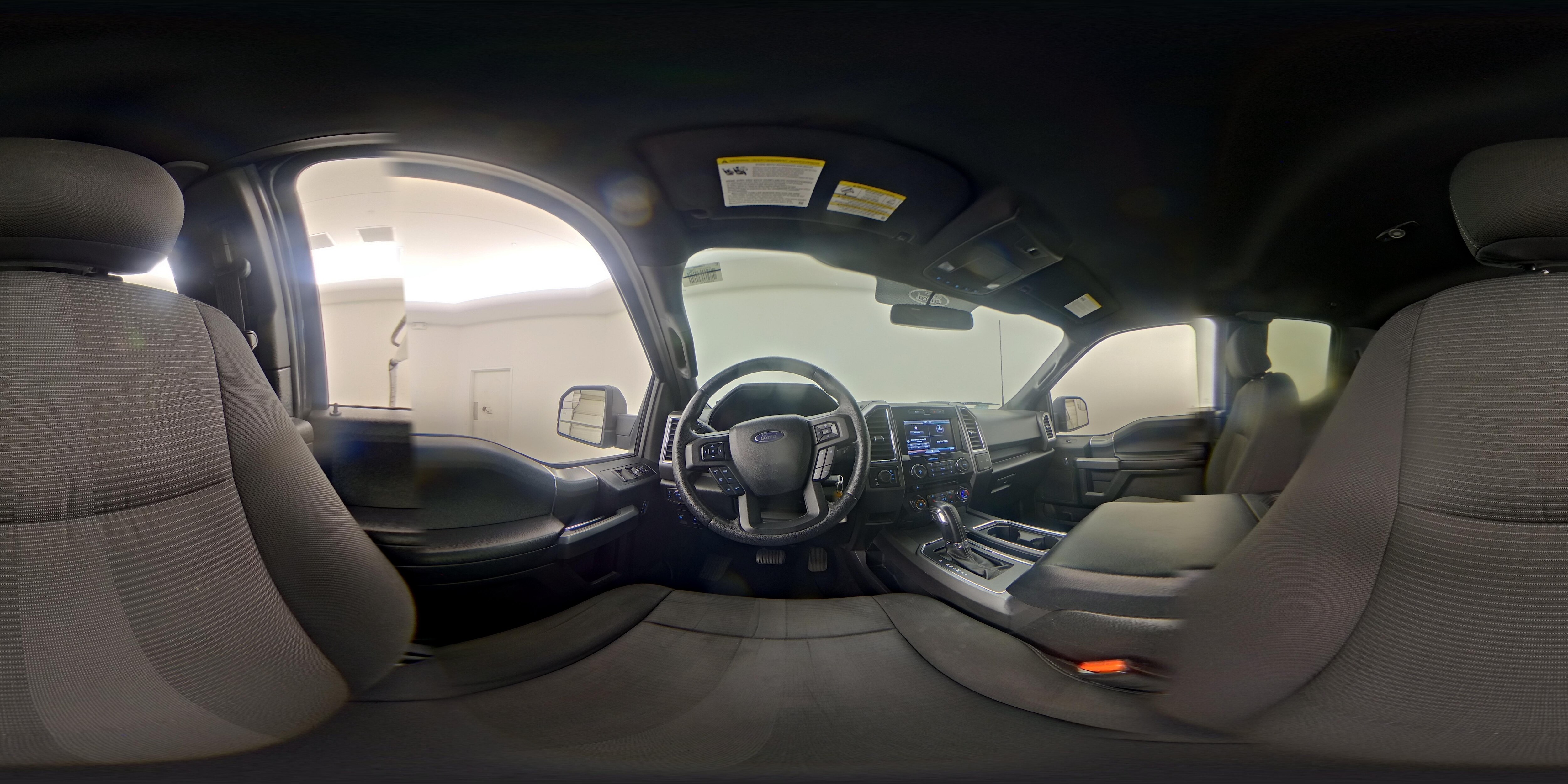 2015 Ford F-150 XLT - Photo 25