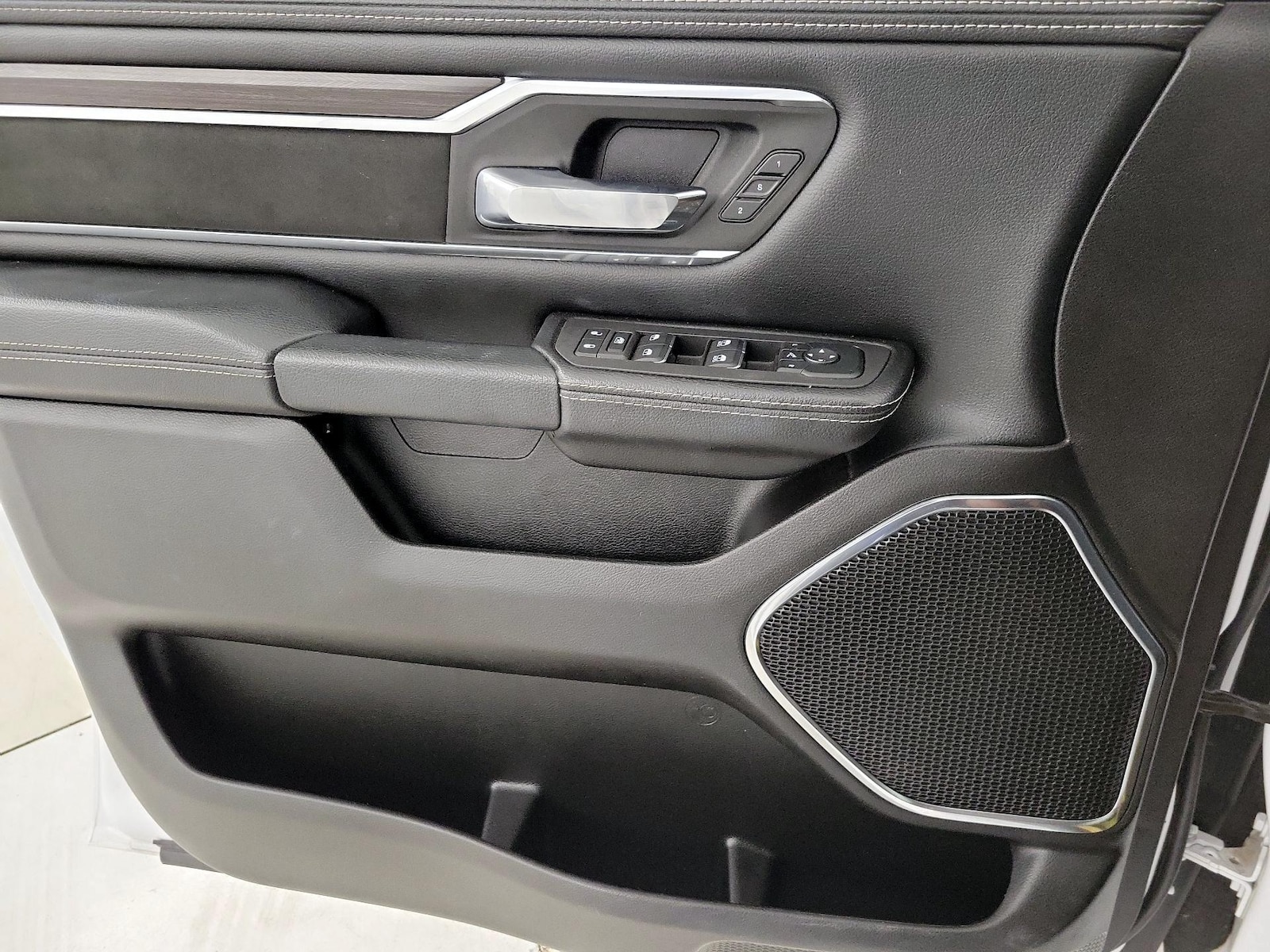 2025 RAM Ram 1500 Pickup Laramie - Photo 13