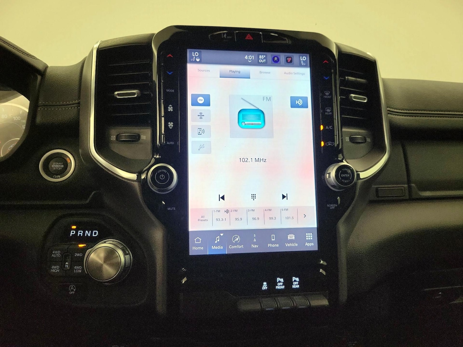2025 RAM Ram 1500 Pickup Laramie - Photo 17
