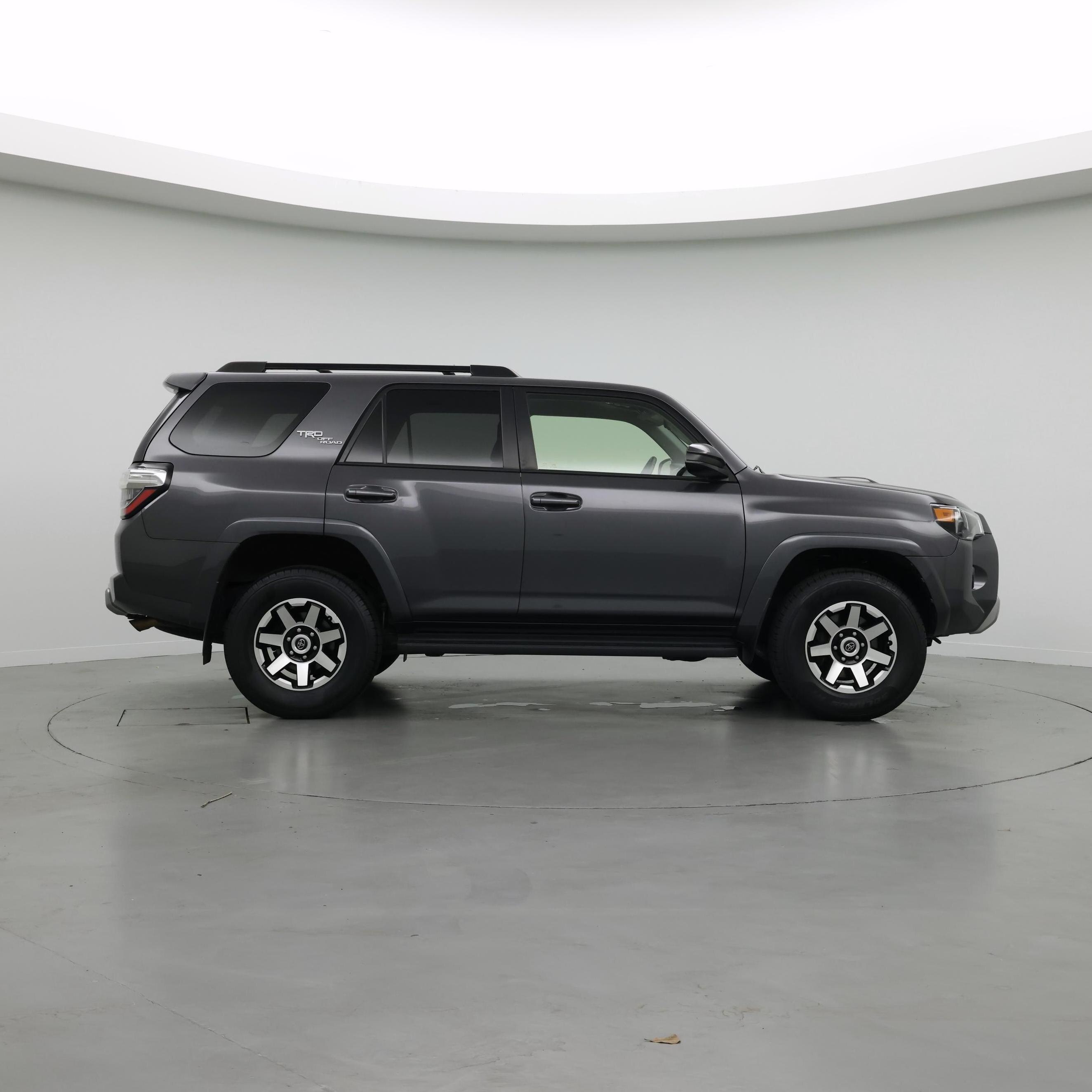 Thumbnail: 2020 Toyota 4Runner - 7