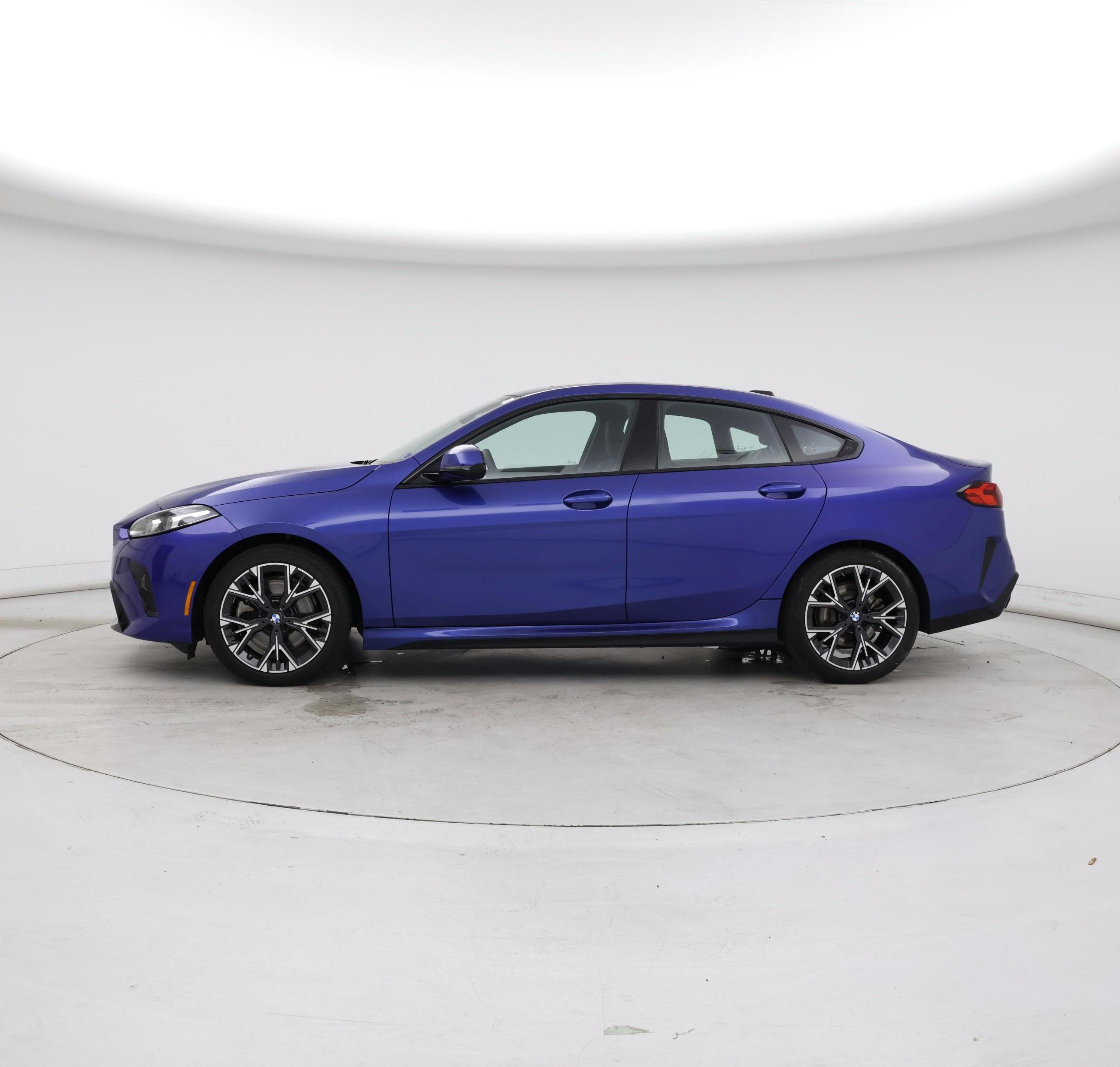 Thumbnail: 2025 BMW 2 Series - 3